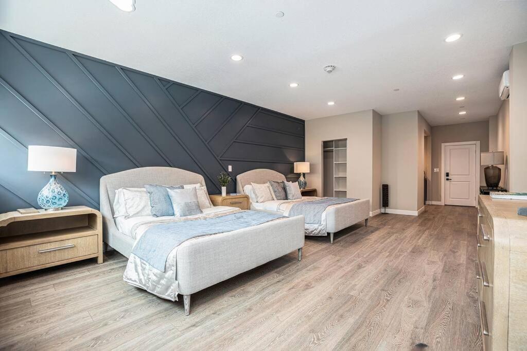 One-Bedroom House photo 1