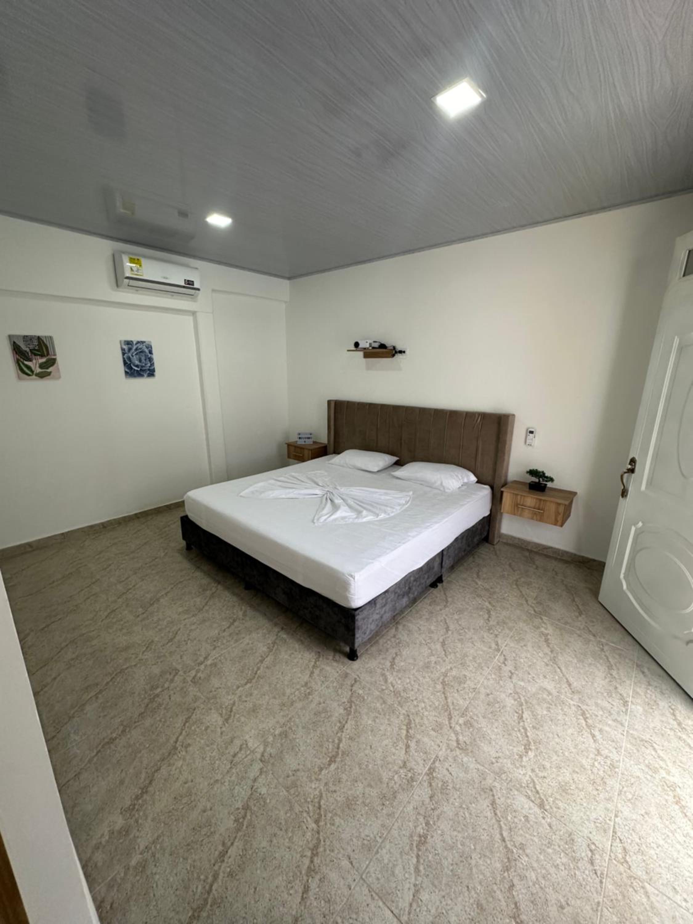 Double Room With Private Bathroom photo 1
