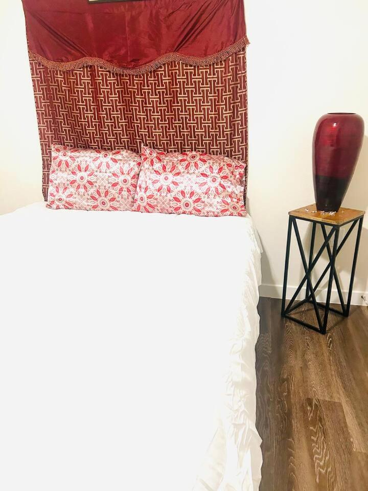 Apartment photo 1