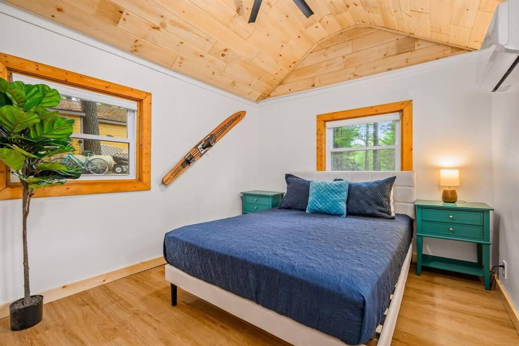 Two-Bedroom House photo 3