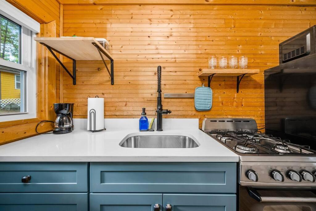 Two-Bedroom House photo 2