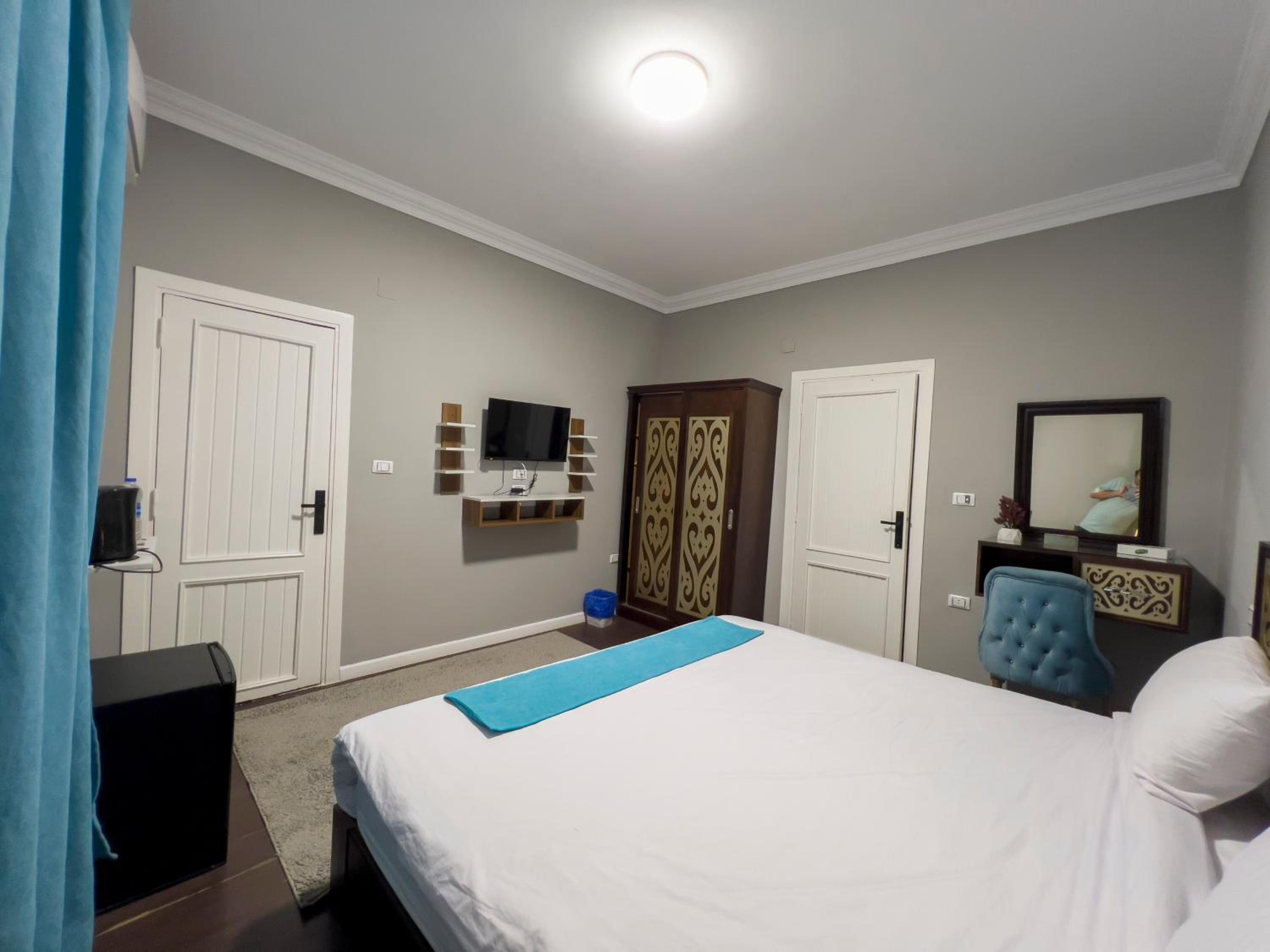 Standard Double Room with Two Double Beds photo 1