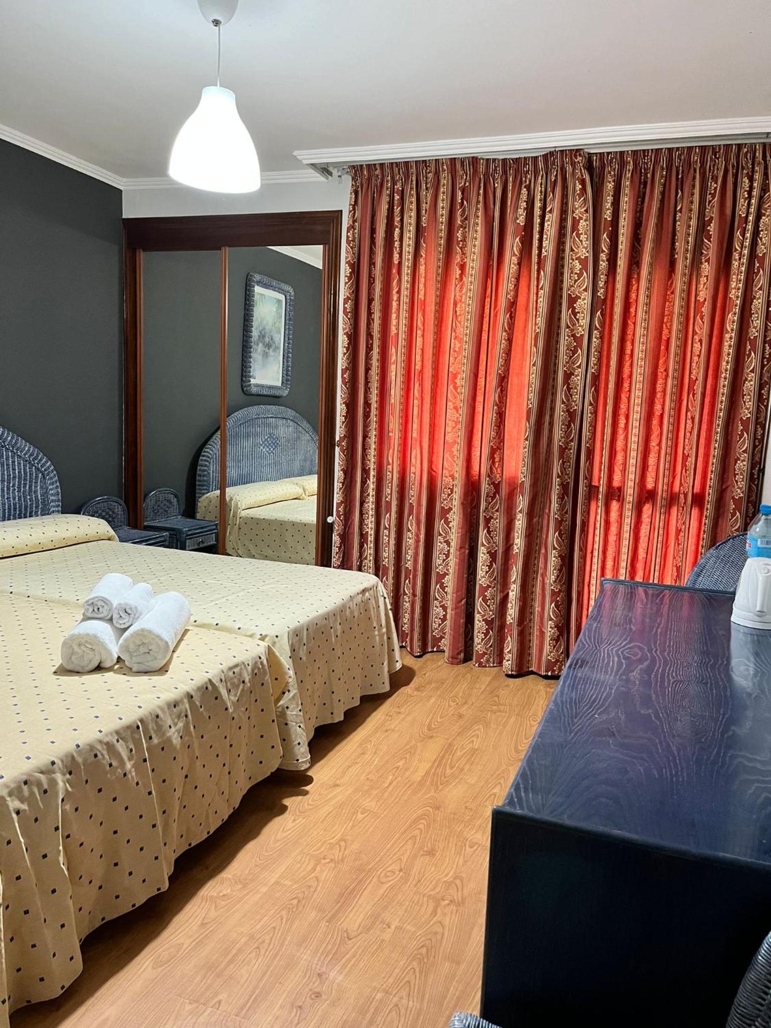 Habitación Doble Estándar con Vista al Mar