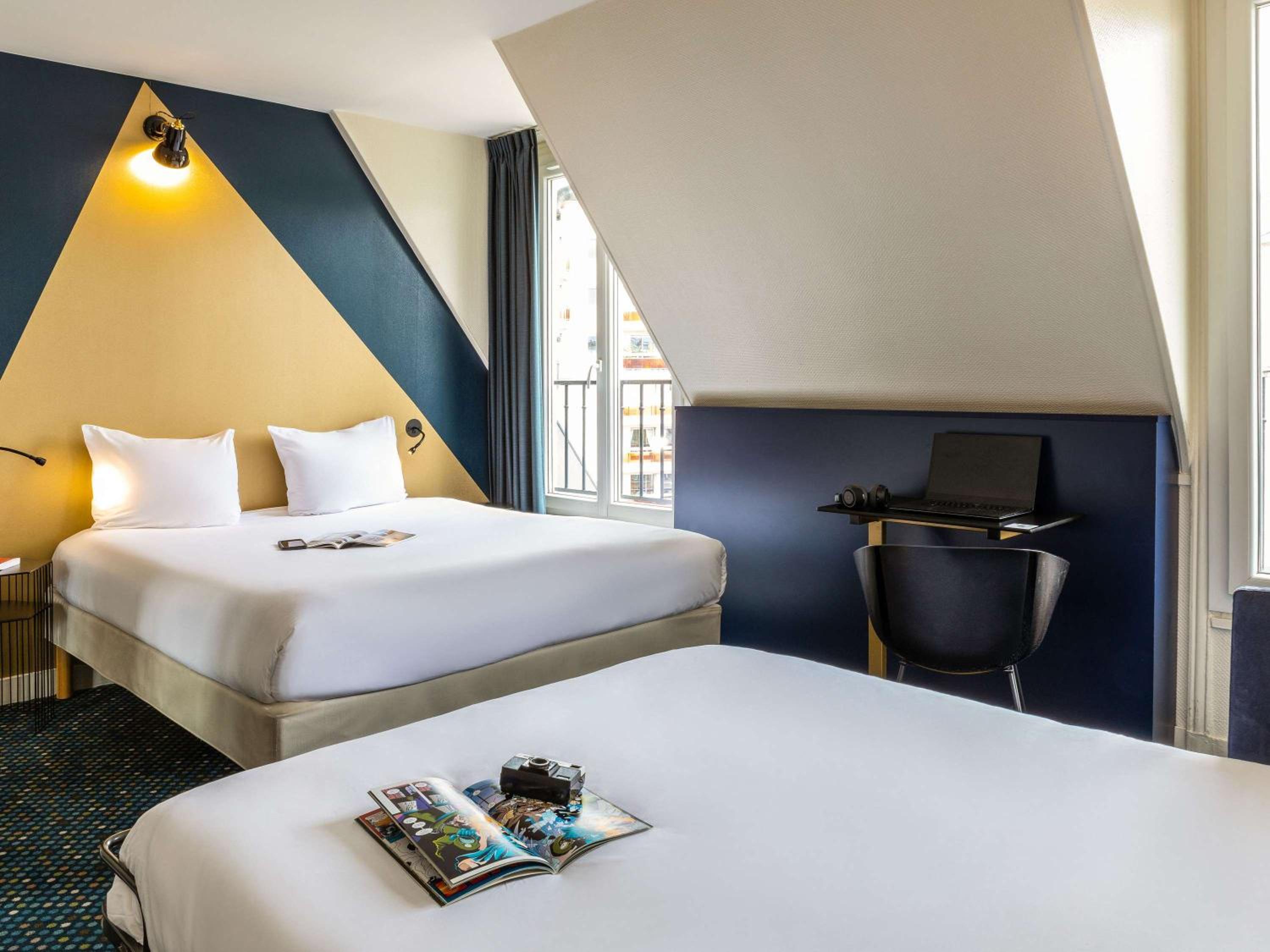 Standard Family Suite With One Double Bed And Sofa