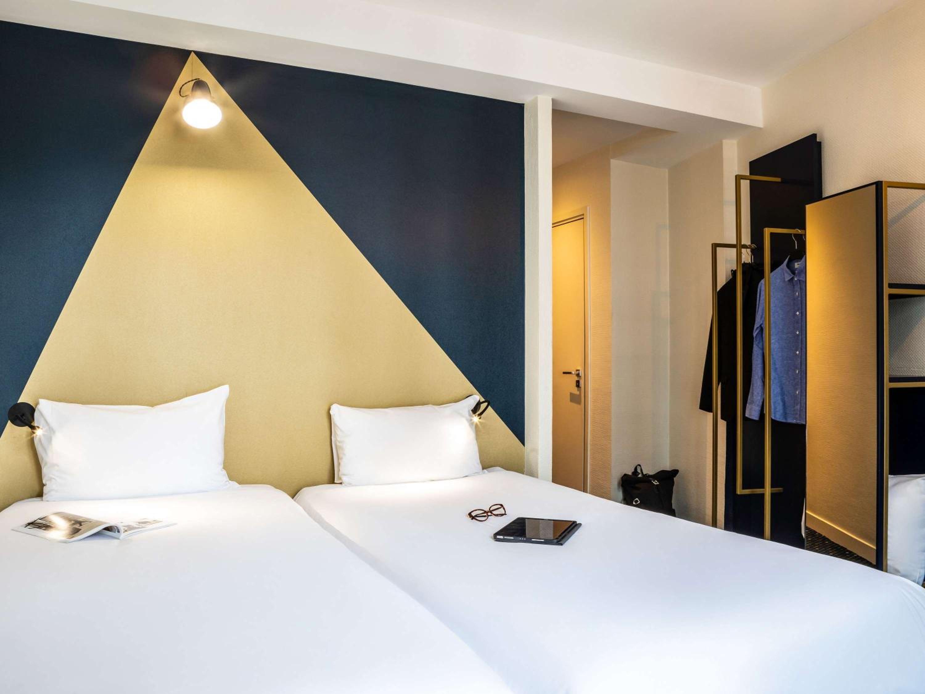 Standard Twin Room