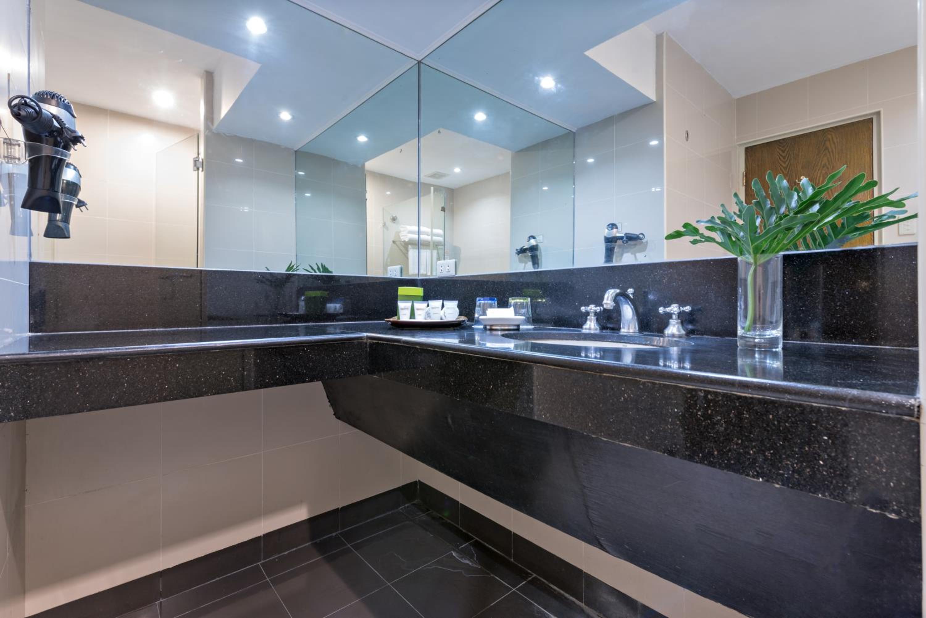 Executive Suite King photo 3