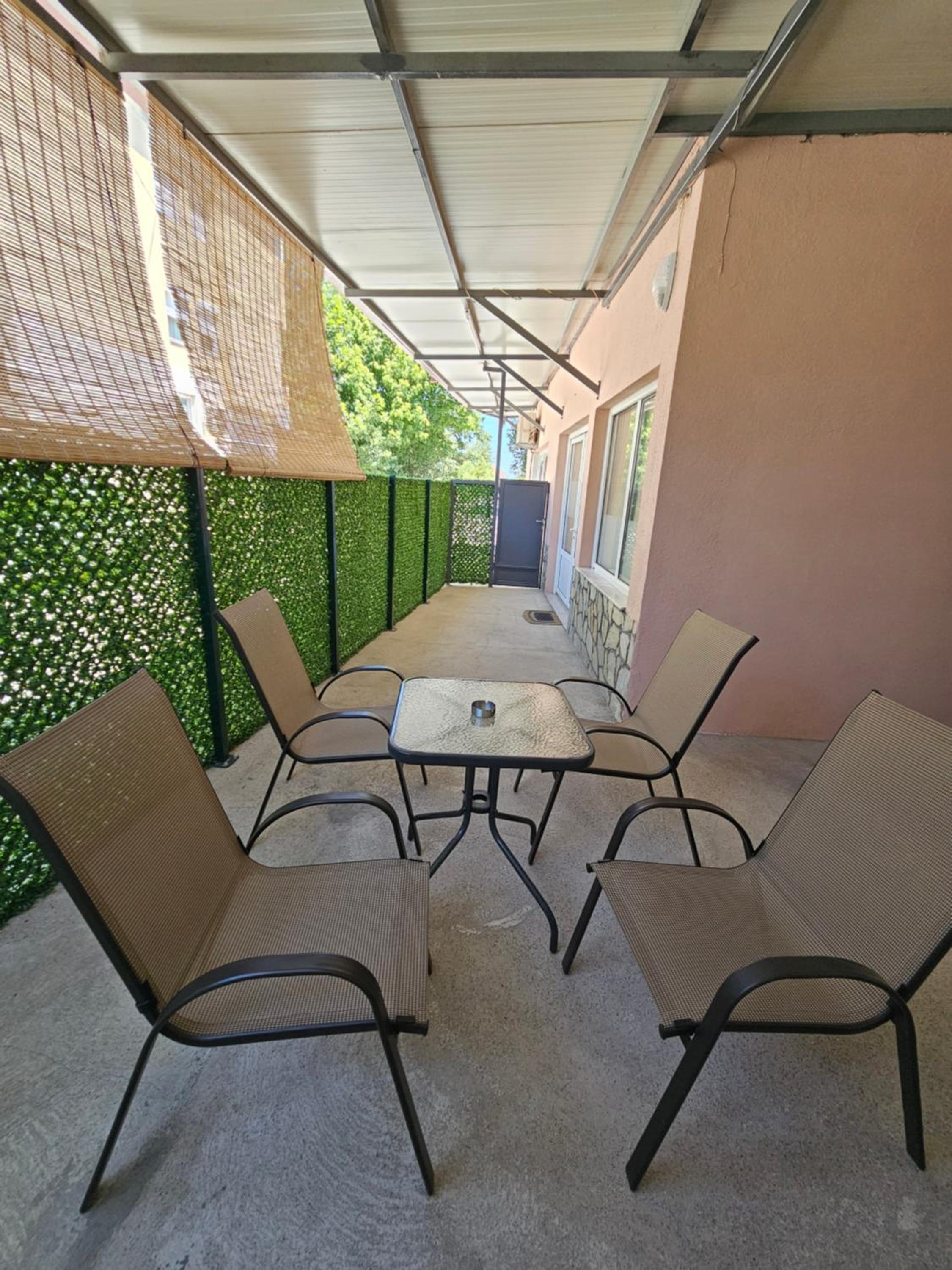 Apartment - Ground Floor photo 2