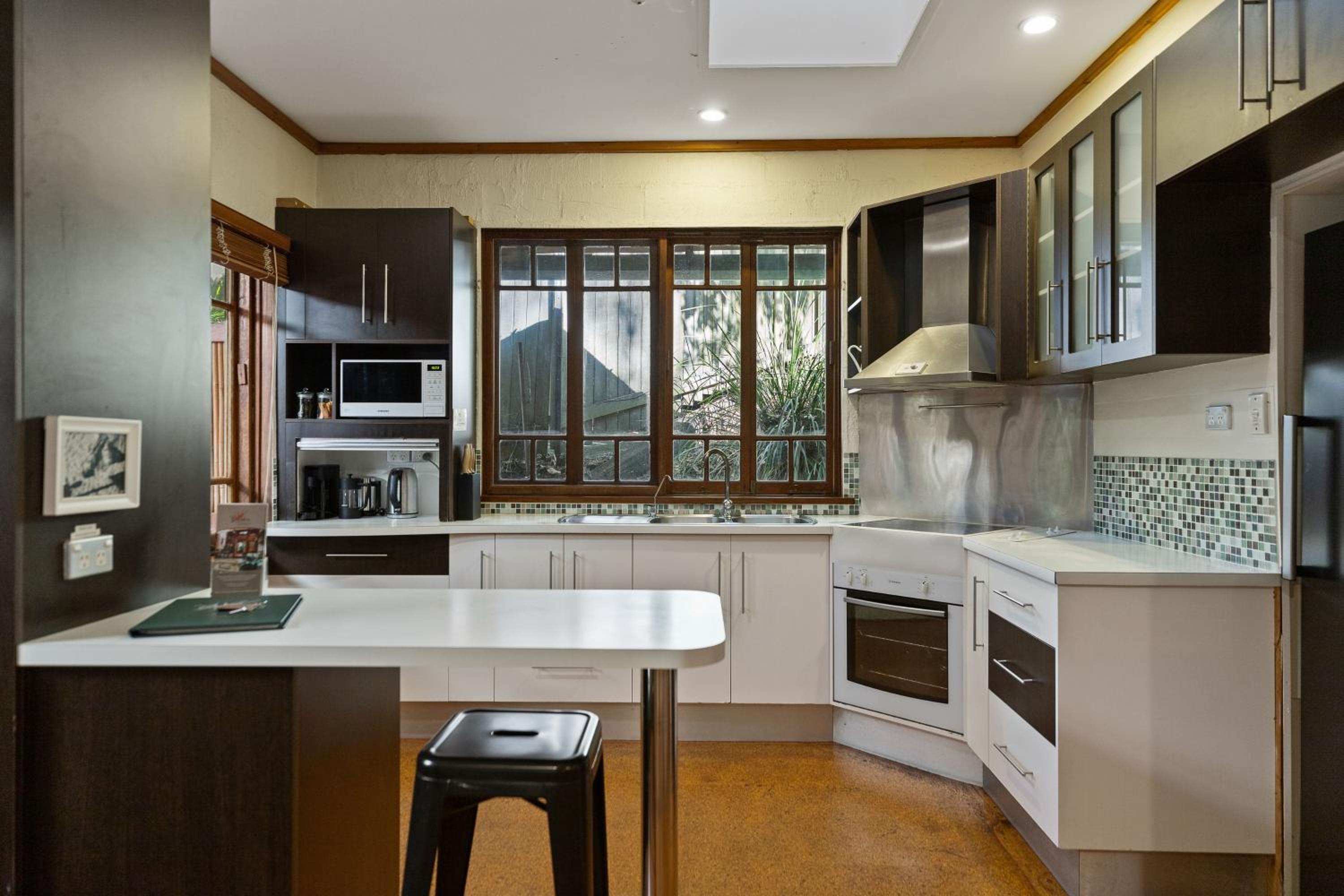Birdsong Hideaway - Photo 12