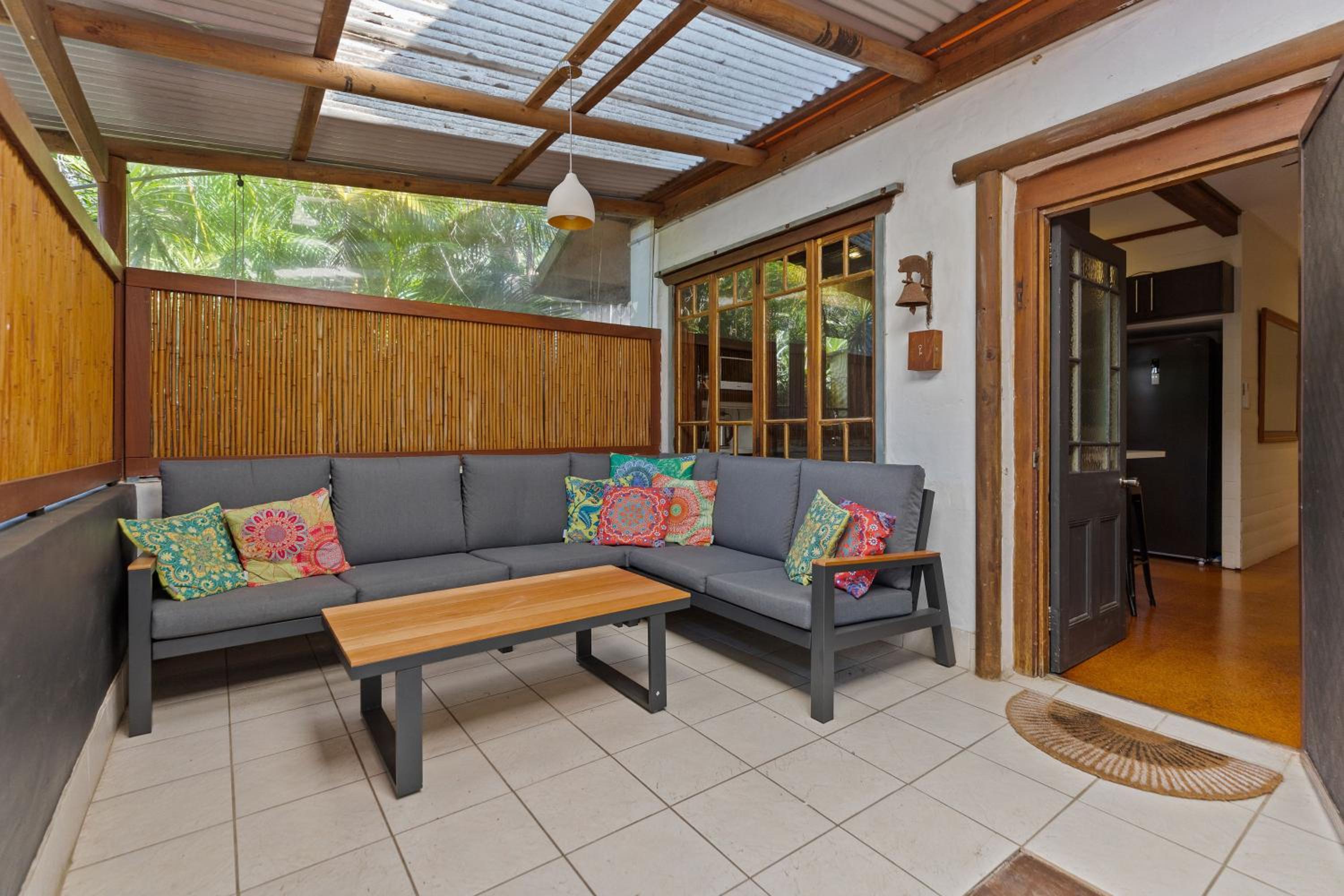 Birdsong Hideaway - Photo 10