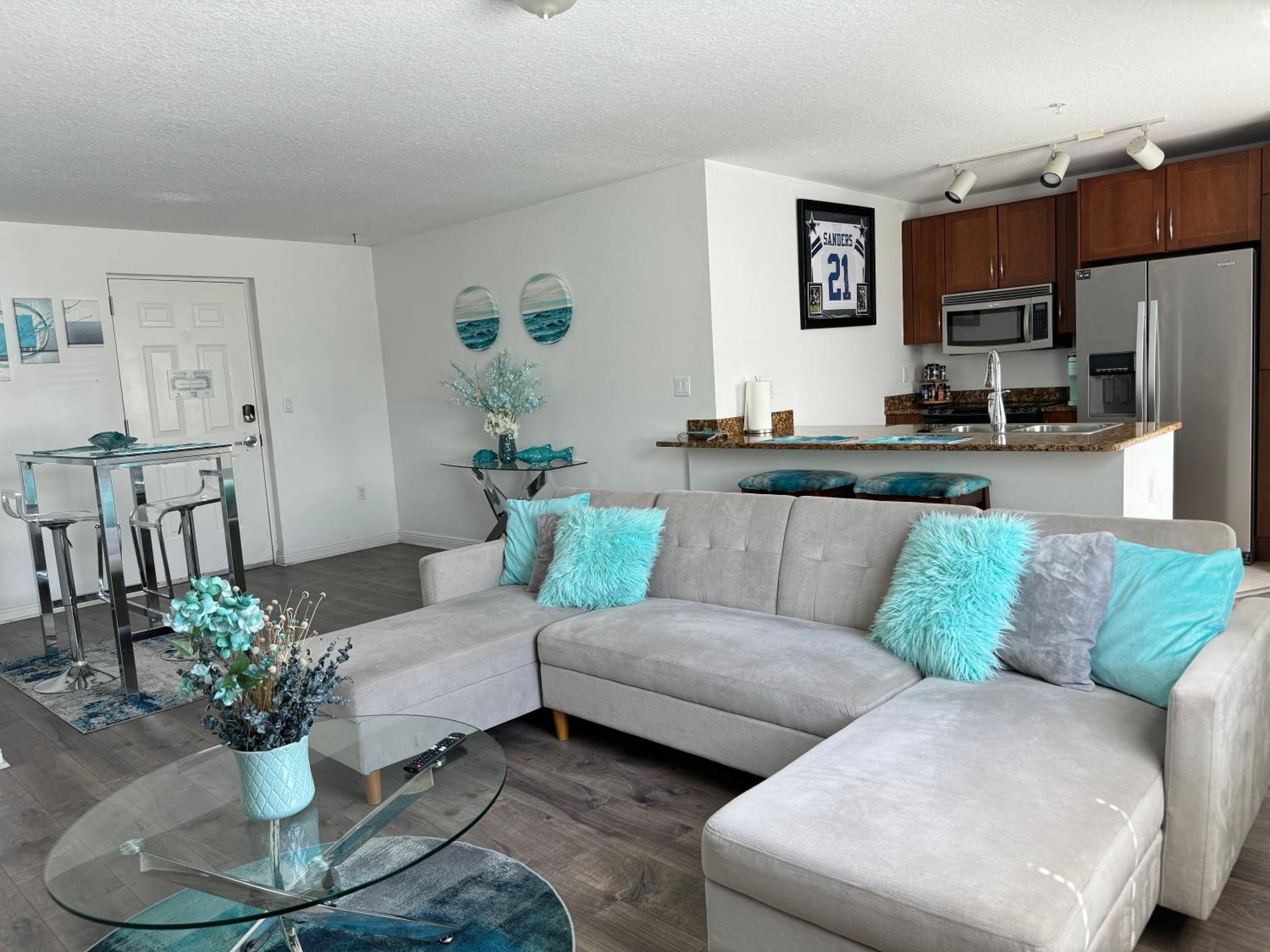 One-Bedroom Apartment