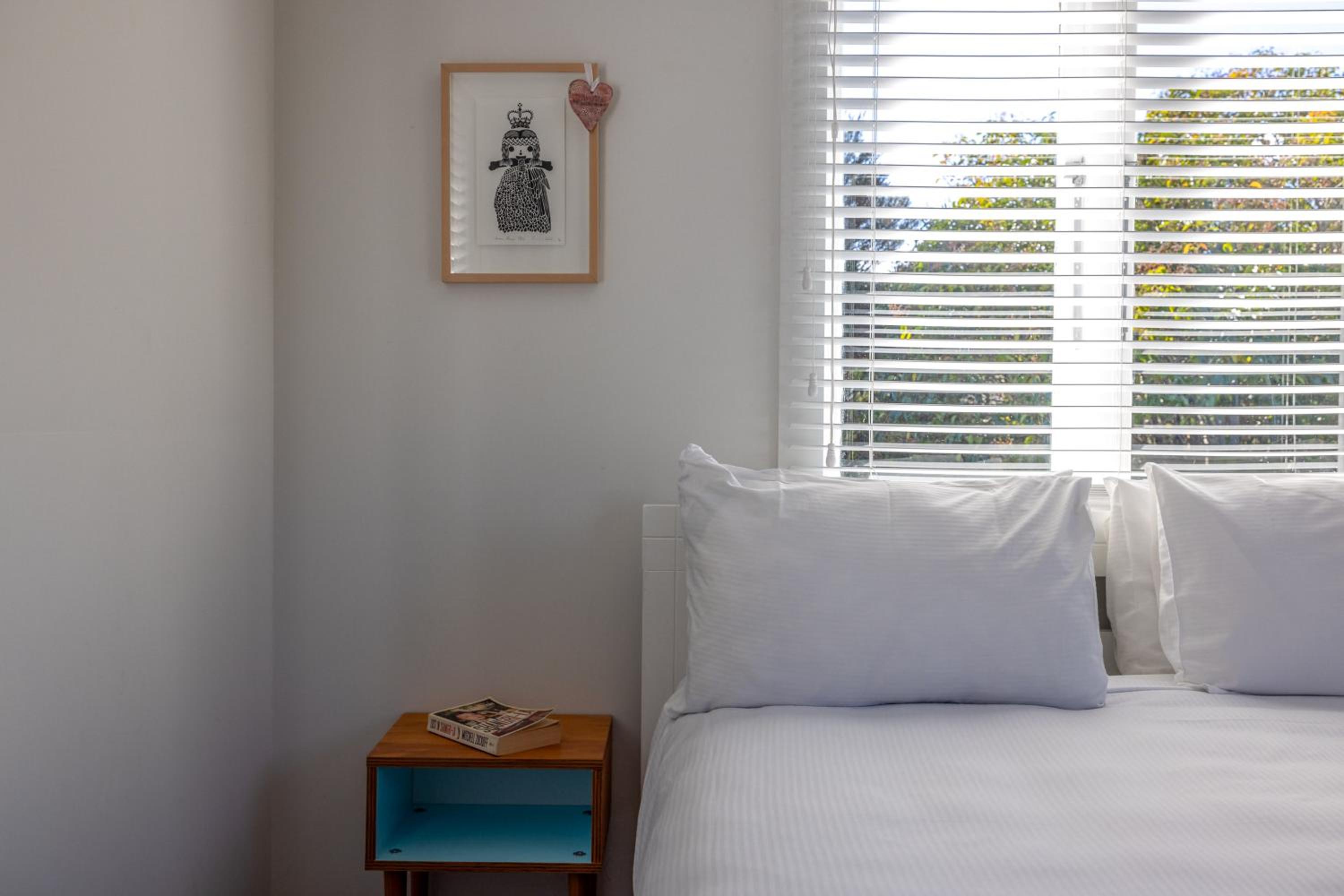 Two-Bedroom House photo 2