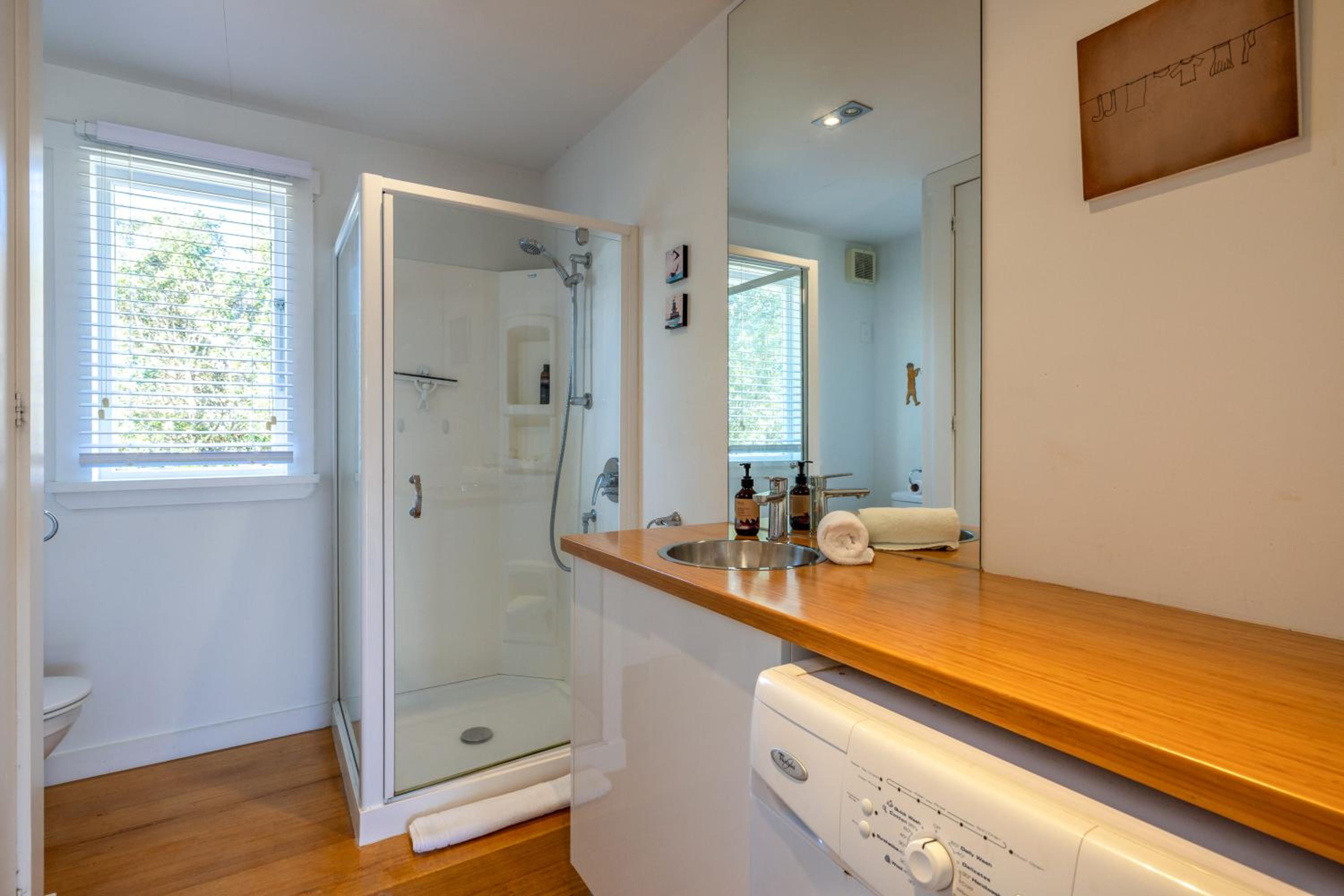 Two-Bedroom House photo 3