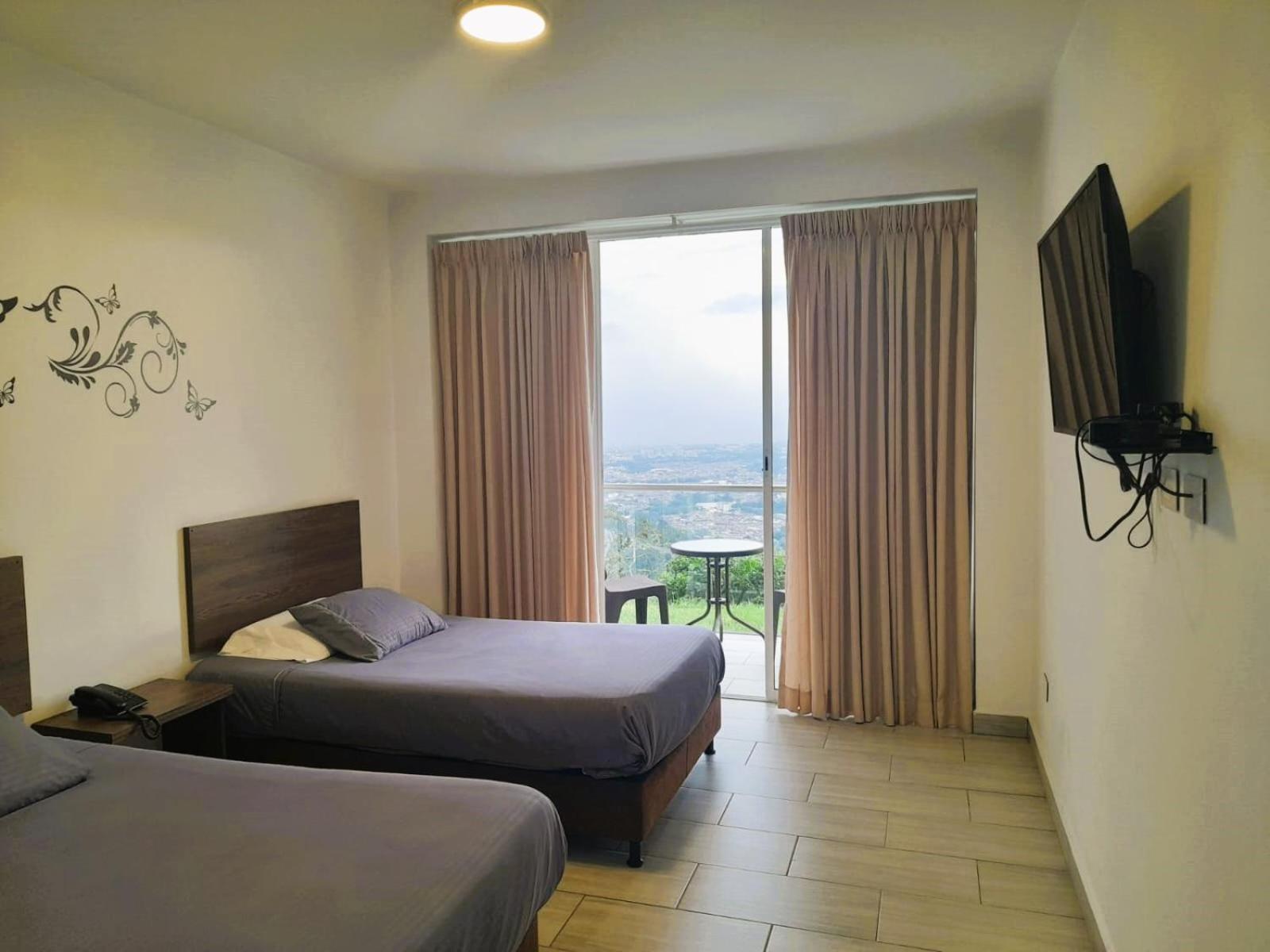 Triple Room with Mountain View photo 2