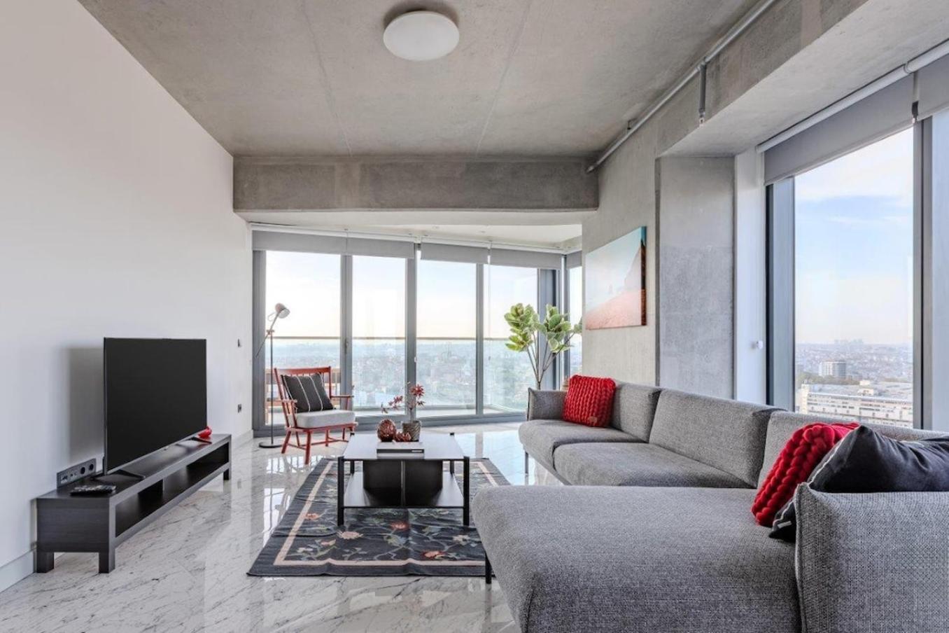Apartment photo 1