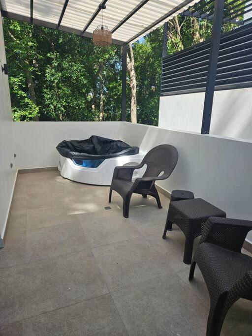 Three-Bedroom Villa photo 2