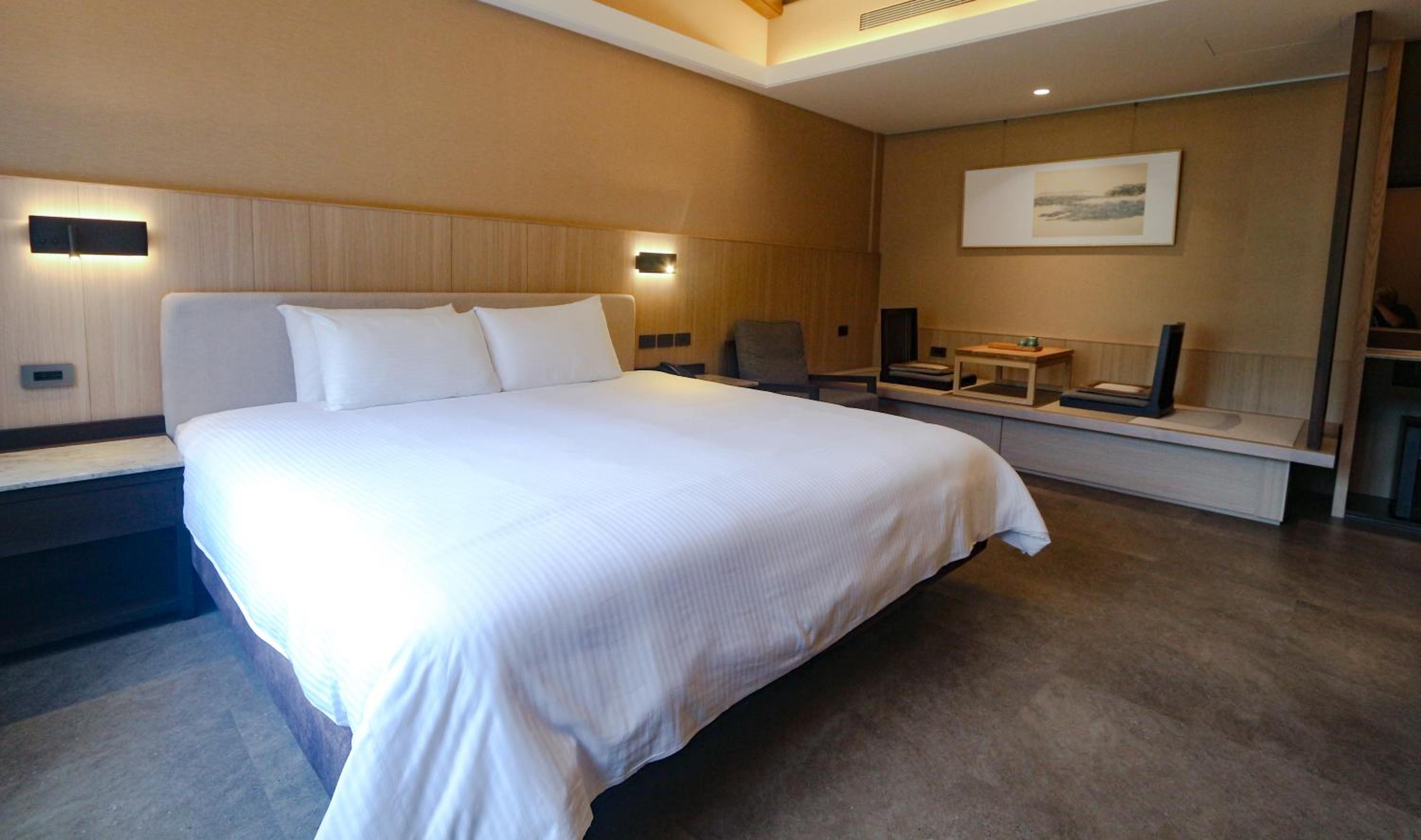 Double Room with Mountain View