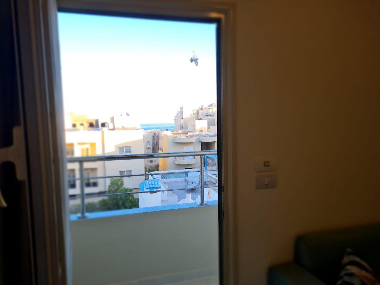 Two-Bedroom Apartment with City View photo 3