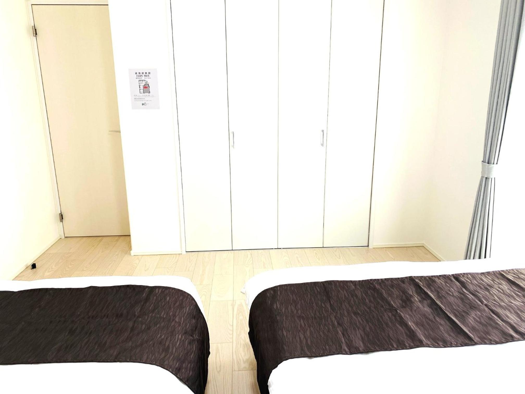 Three-Bedroom Villa photo 1