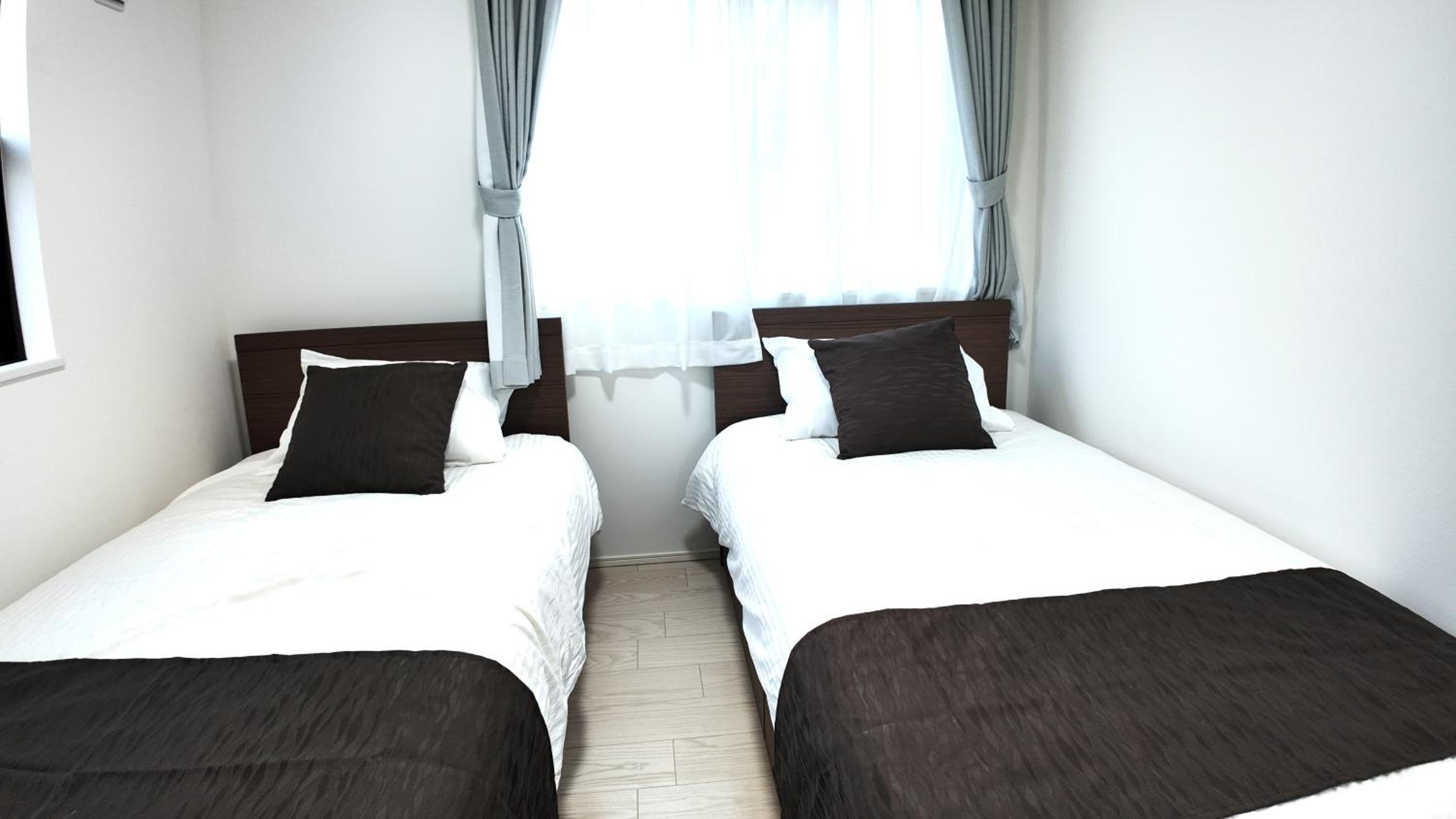 Three-Bedroom Villa photo 2