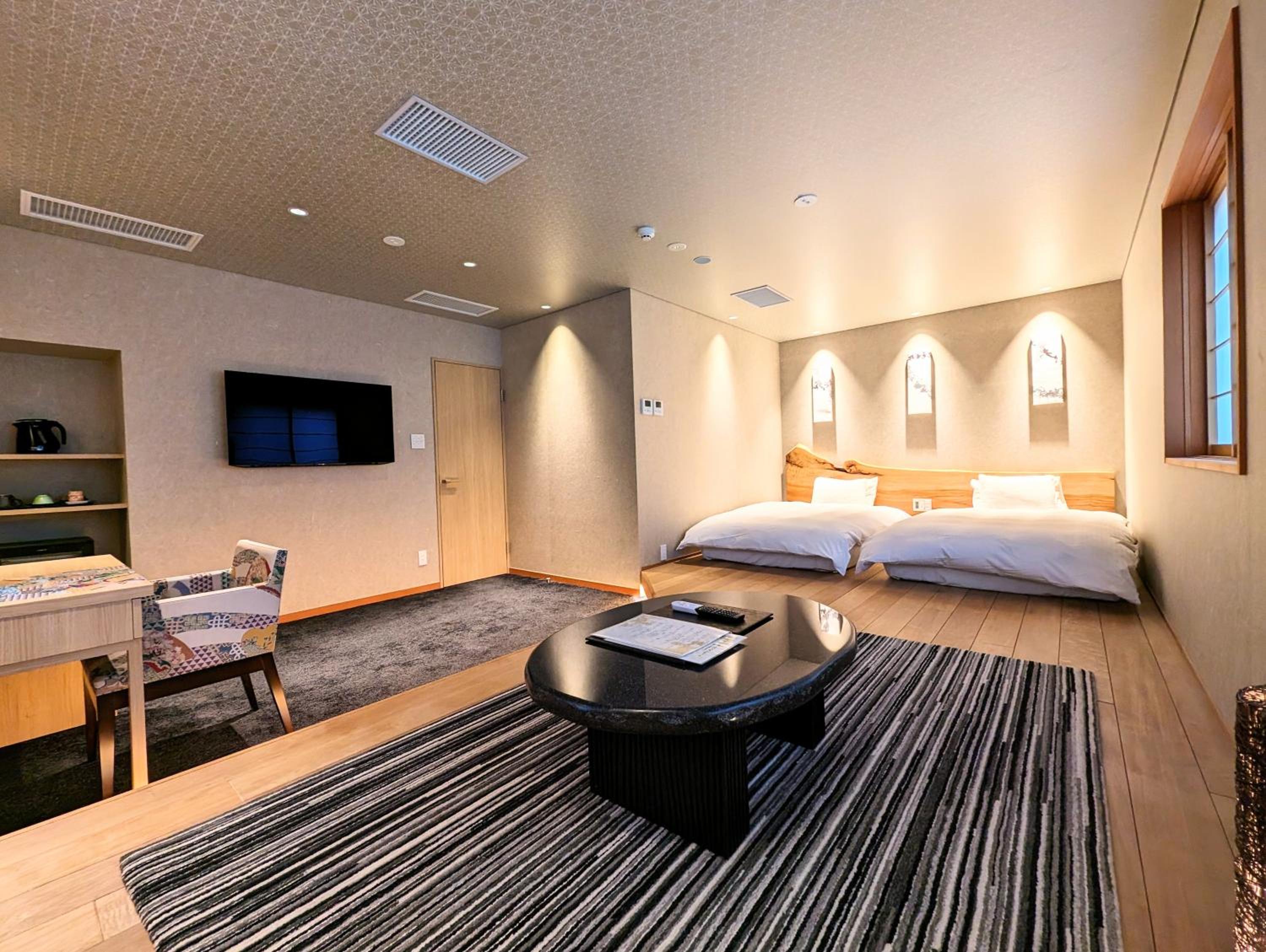 Suite photo 1