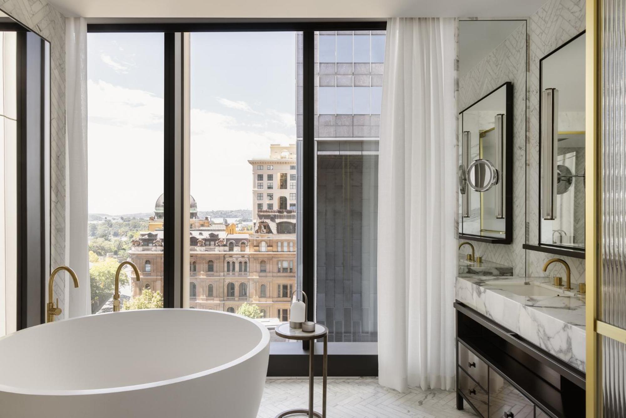 Capella Suite