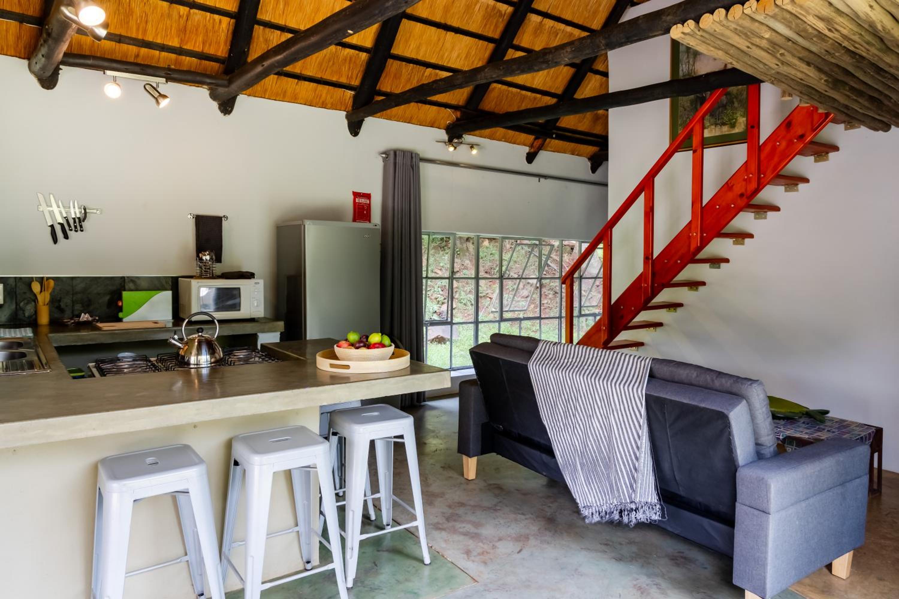 Cottage with Garden View - Photo 10