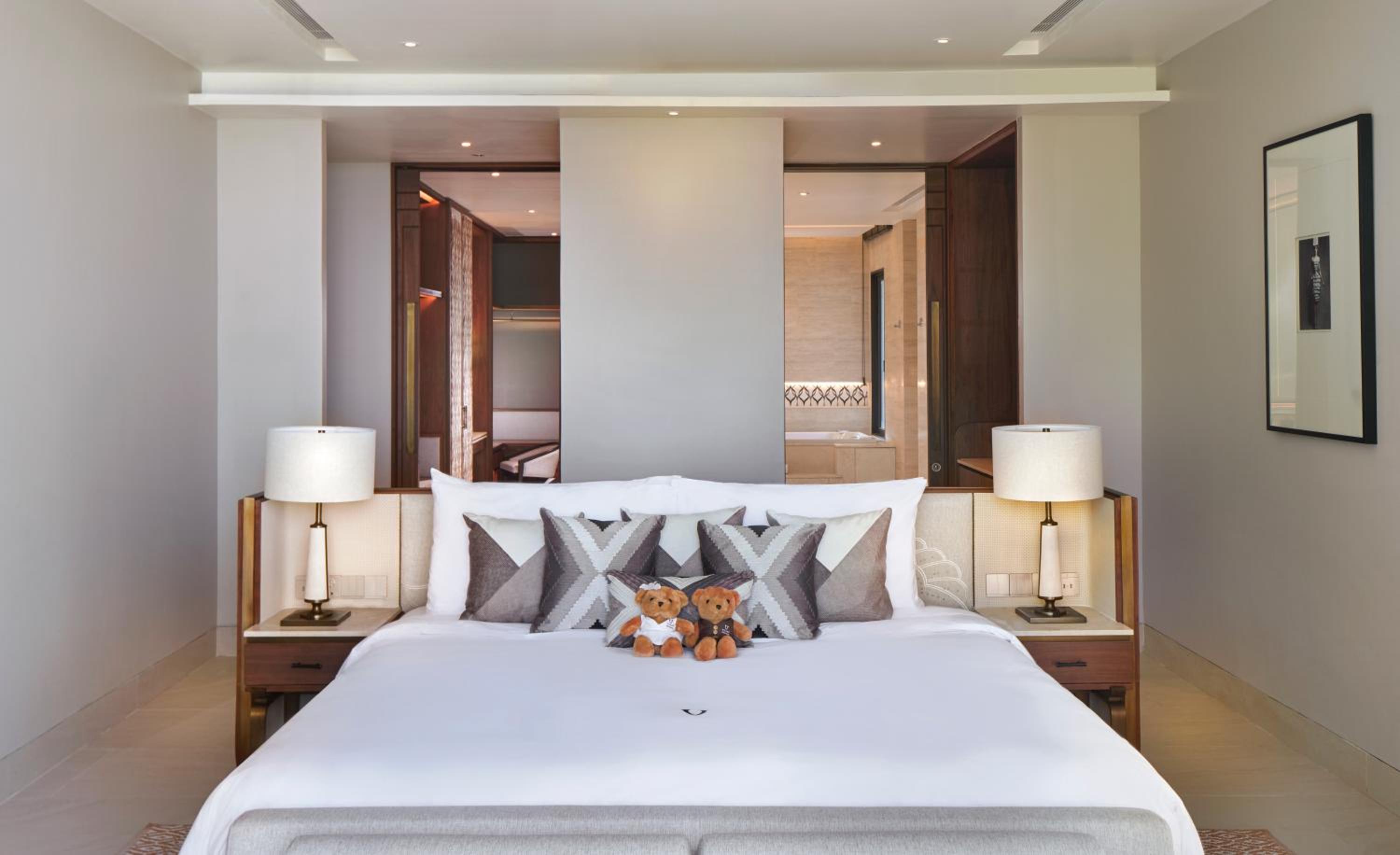 Three-Bedroom Villa with Sea View (24-hour butler service) - Photo 7