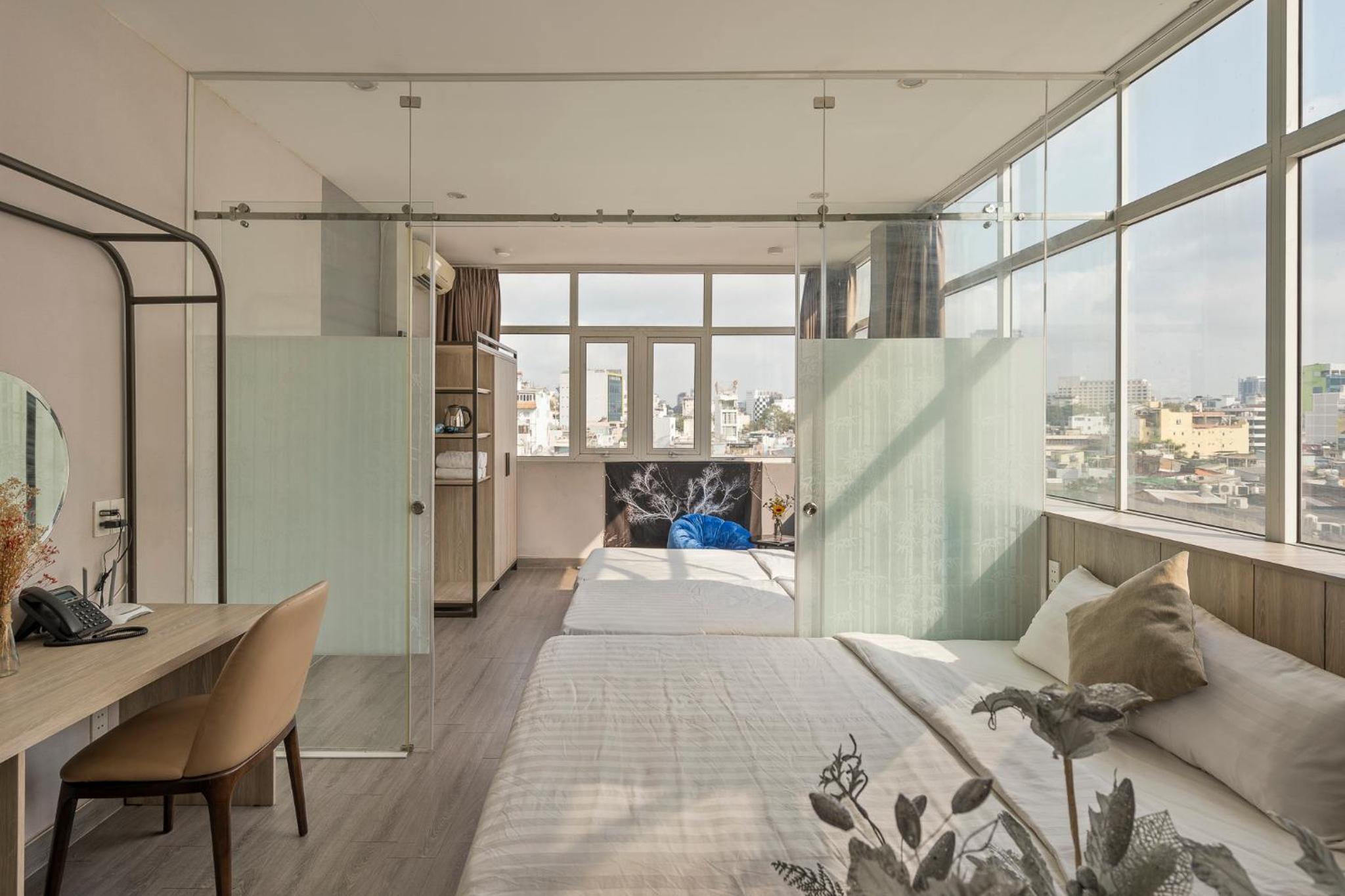 Deluxe Family Room