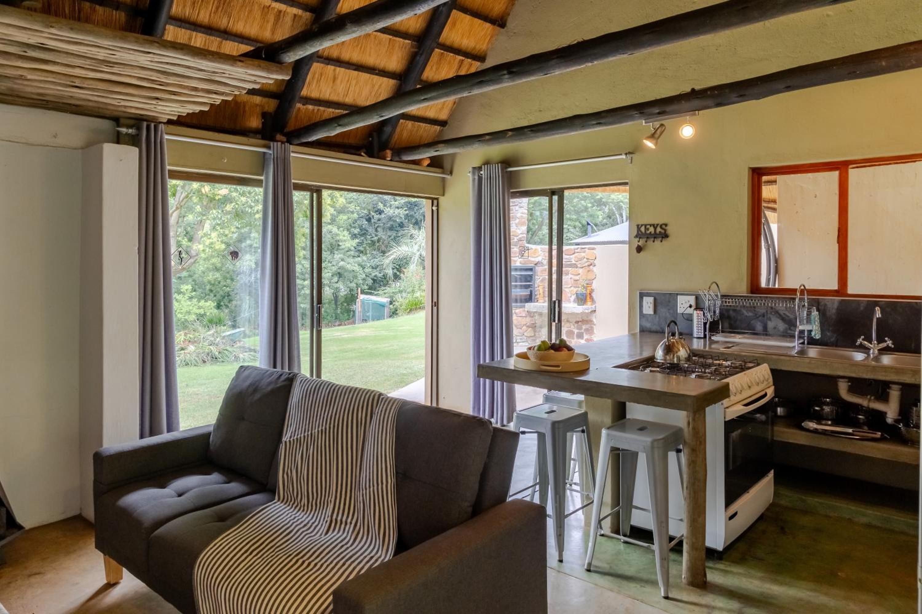 Cottage with Garden View - Photo 12