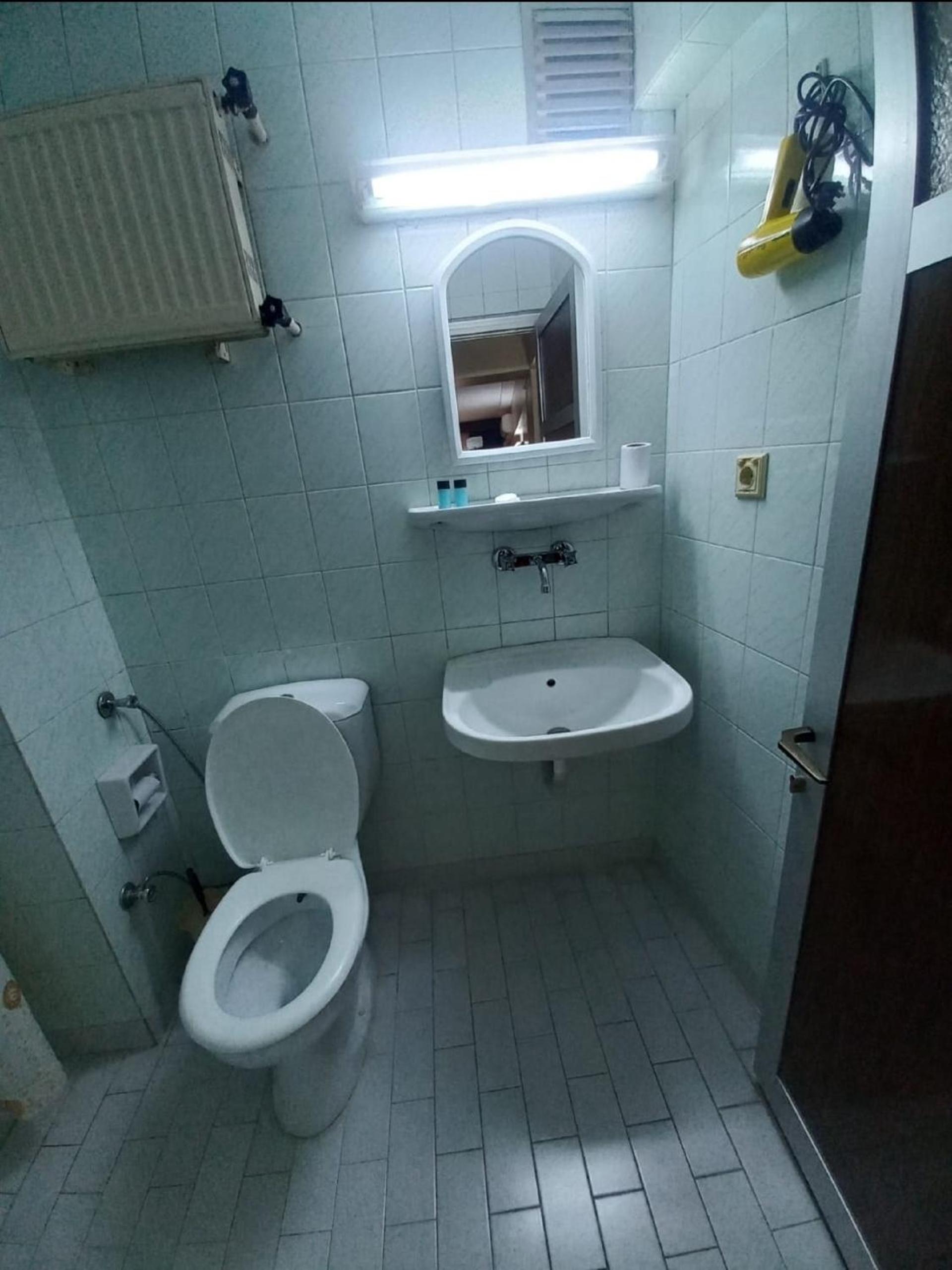 Triple Room - Photo 16