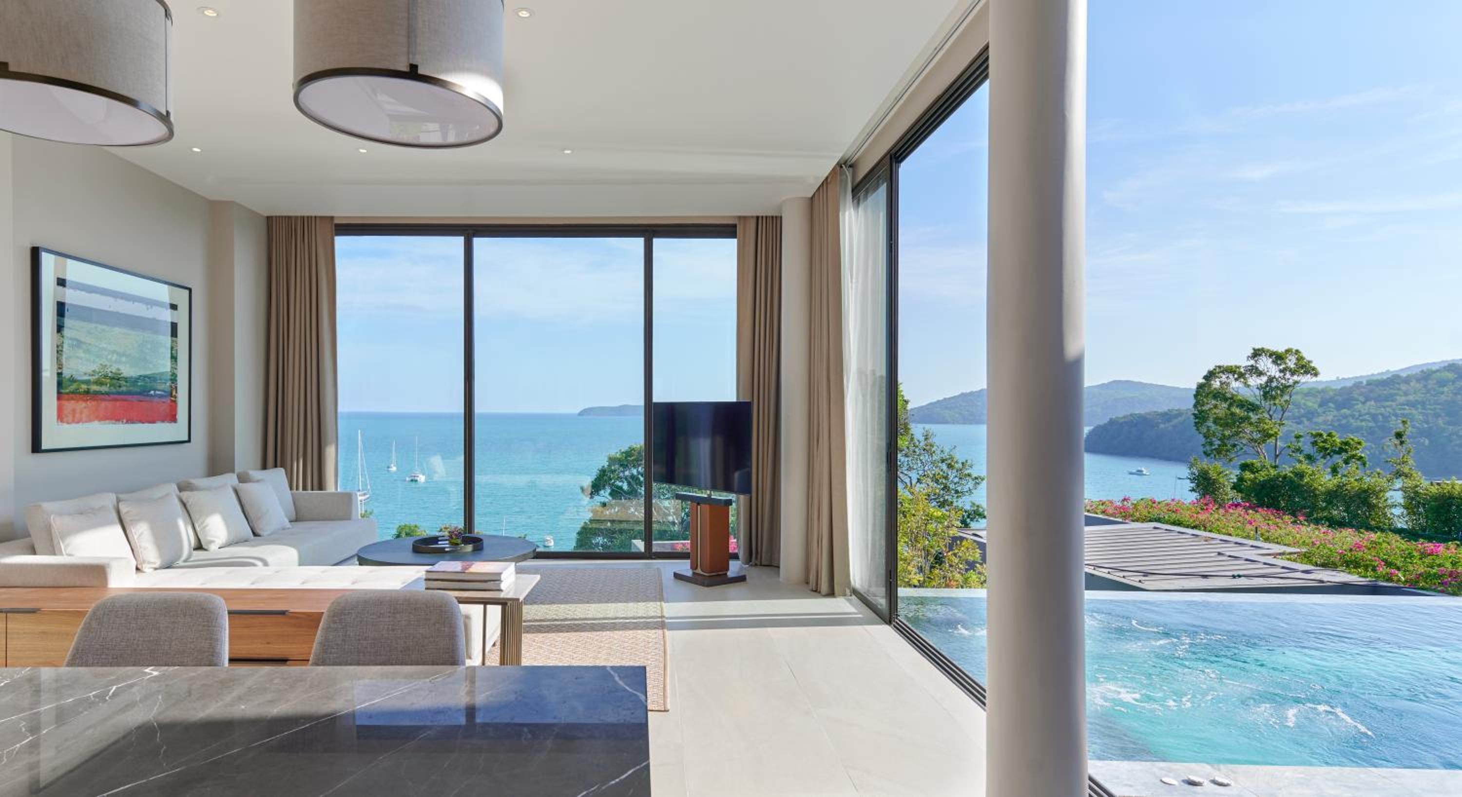 Three-Bedroom Villa with Sea View (24-hour butler service) - Photo 2