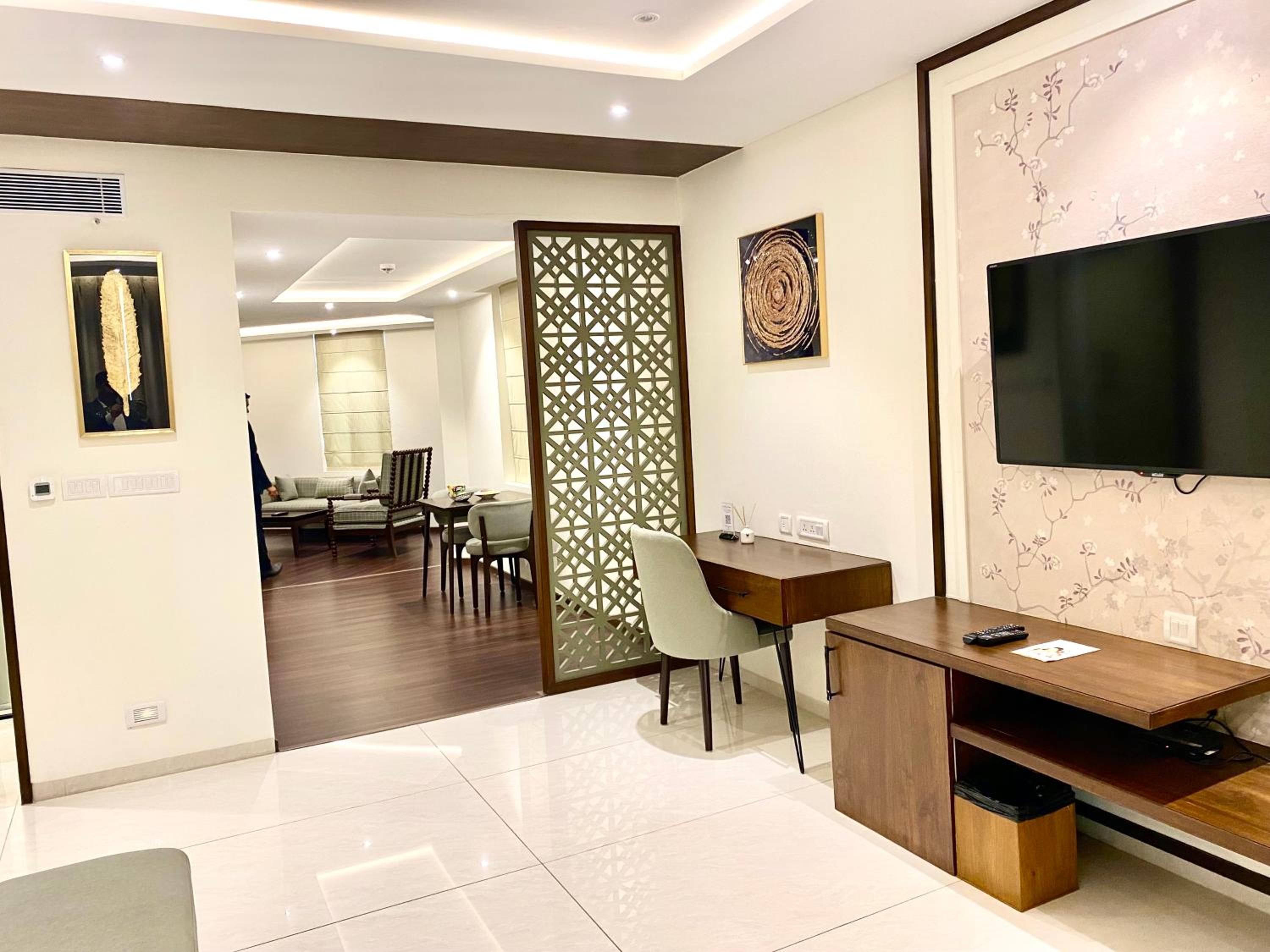 LIFE STYLE SUITE - Photo 6