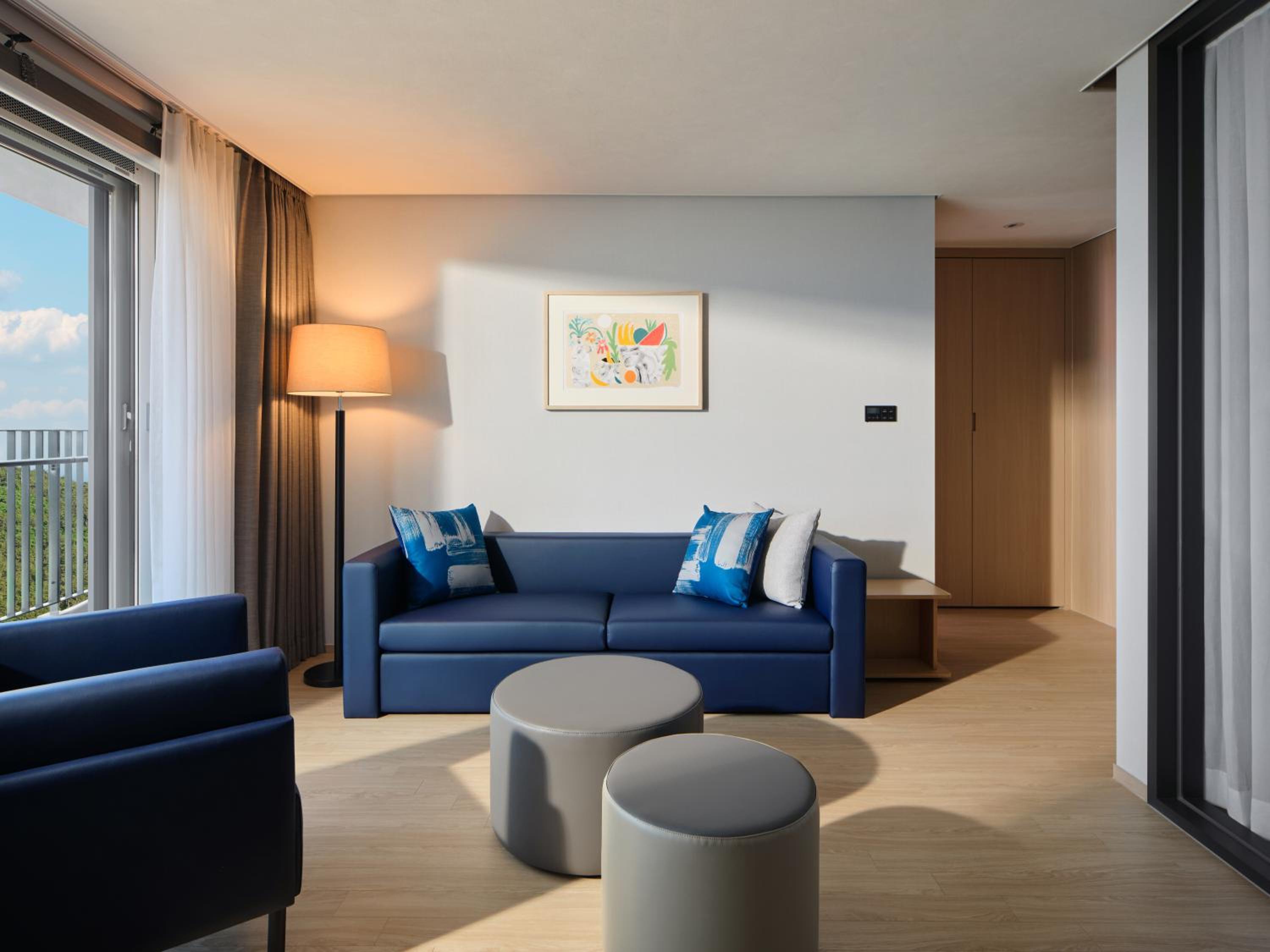 Suite with Sea View - Photo 3