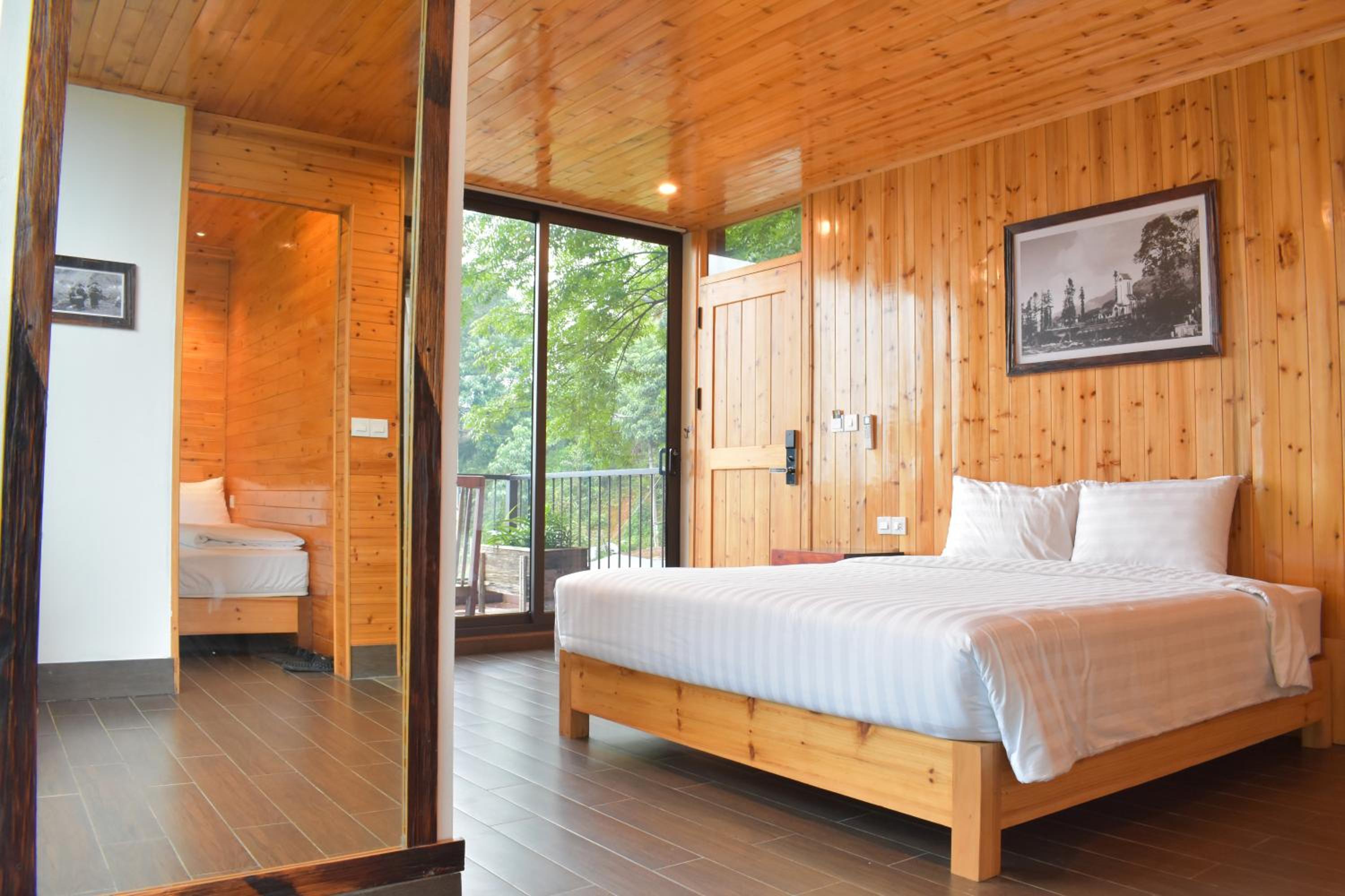 Triple Room with Bath photo 1
