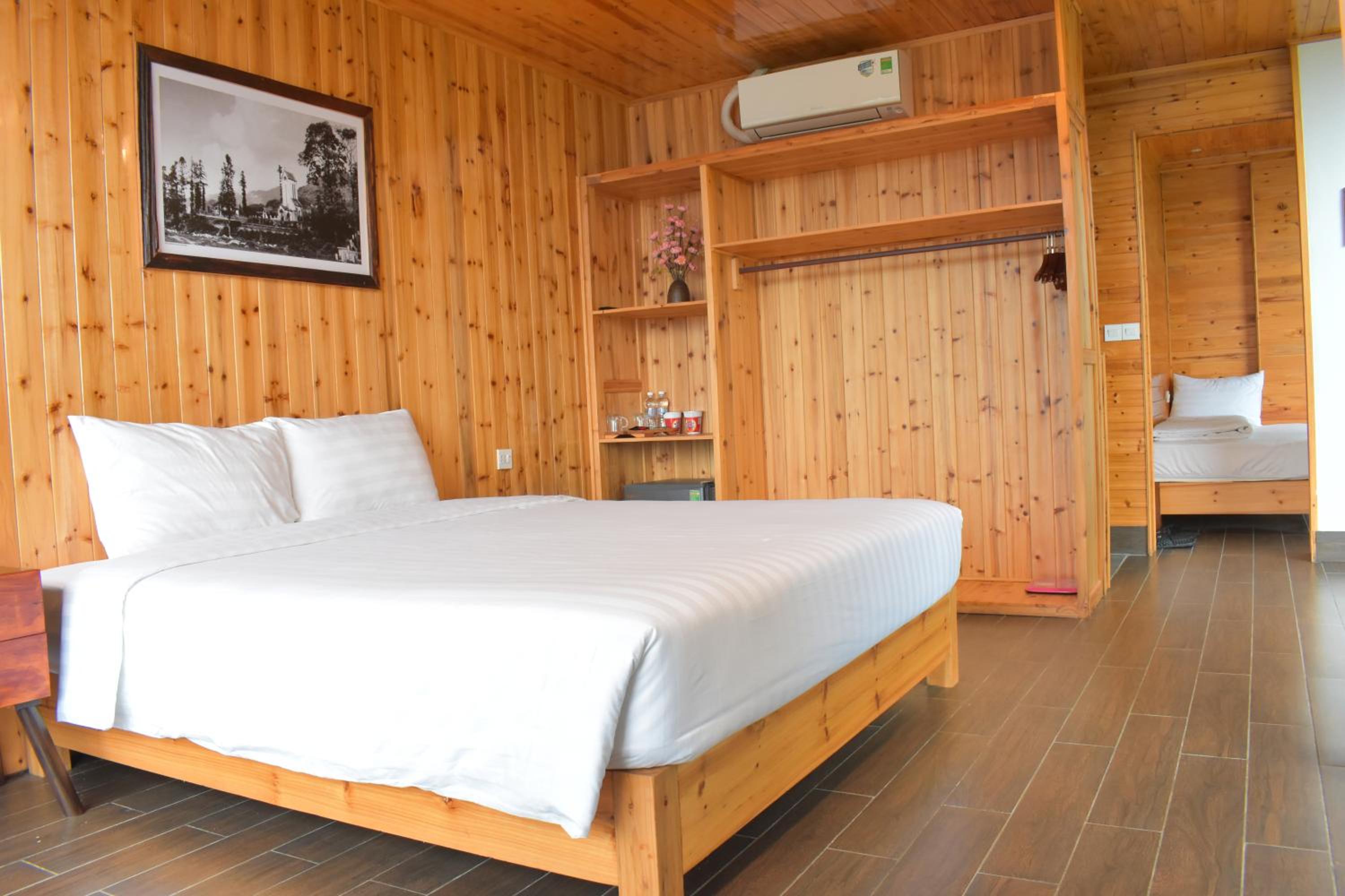Triple Room with Bath photo 2