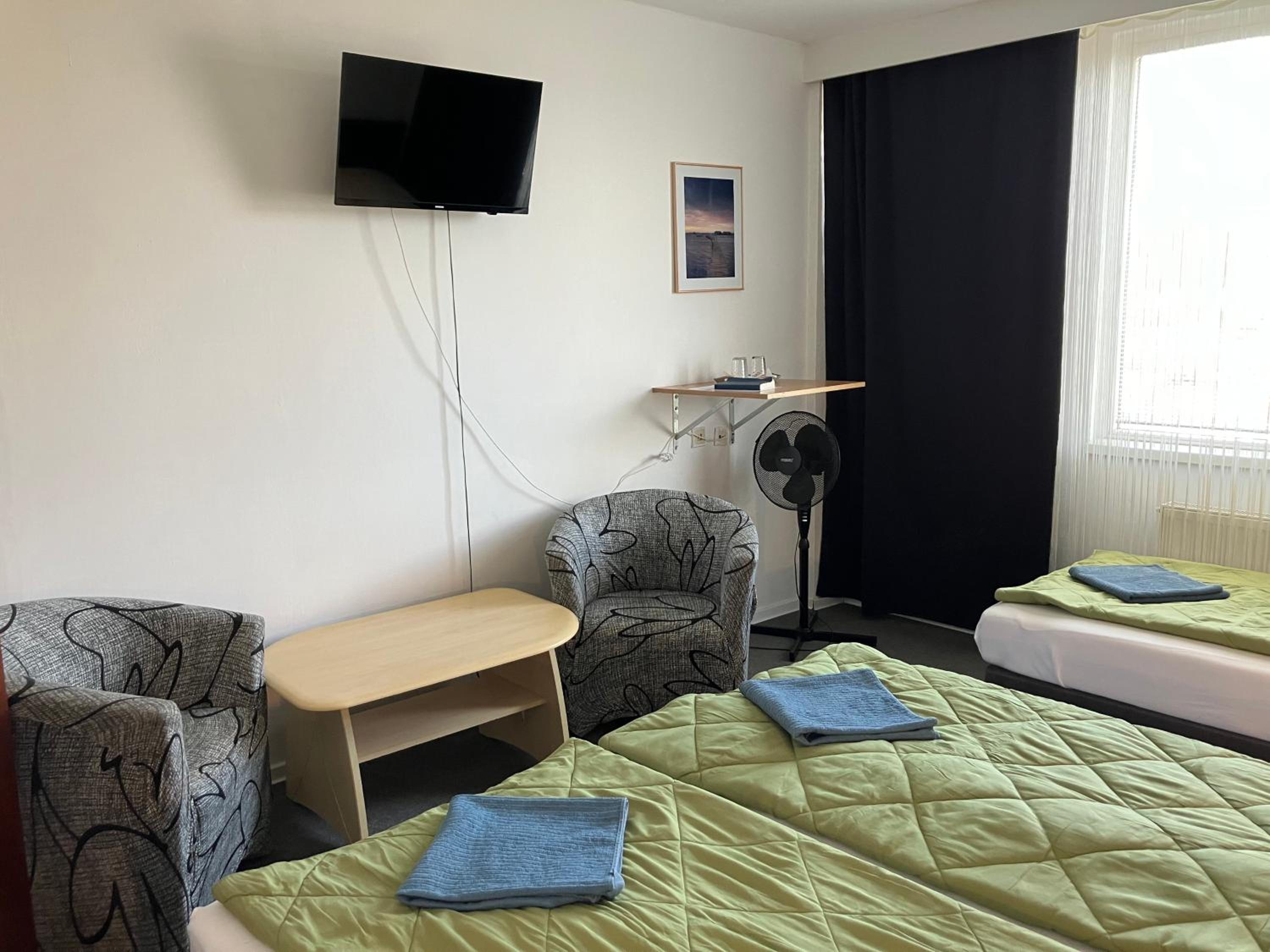 Triple Room - Photo 1