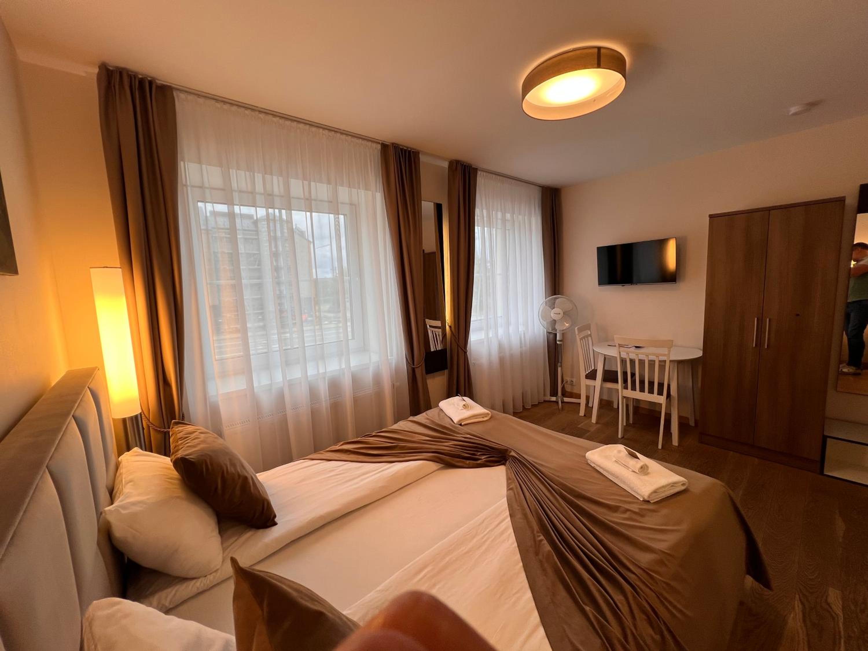 Double Room with Private Bathroom photo 1