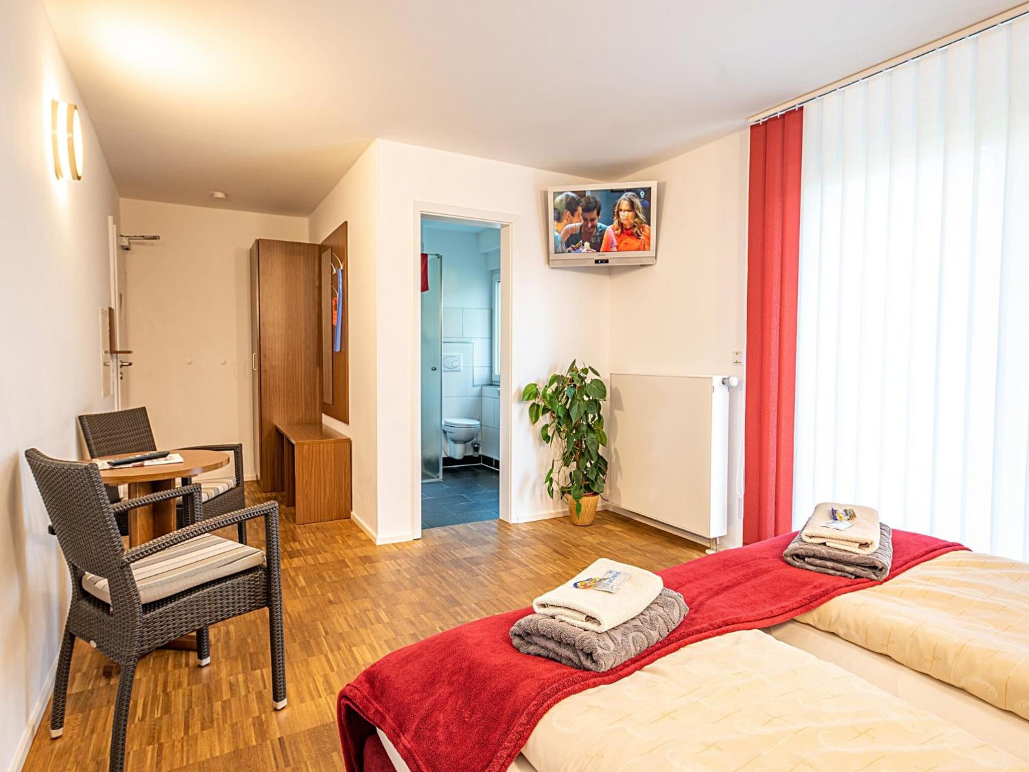 Standard Double Room - Photo 3