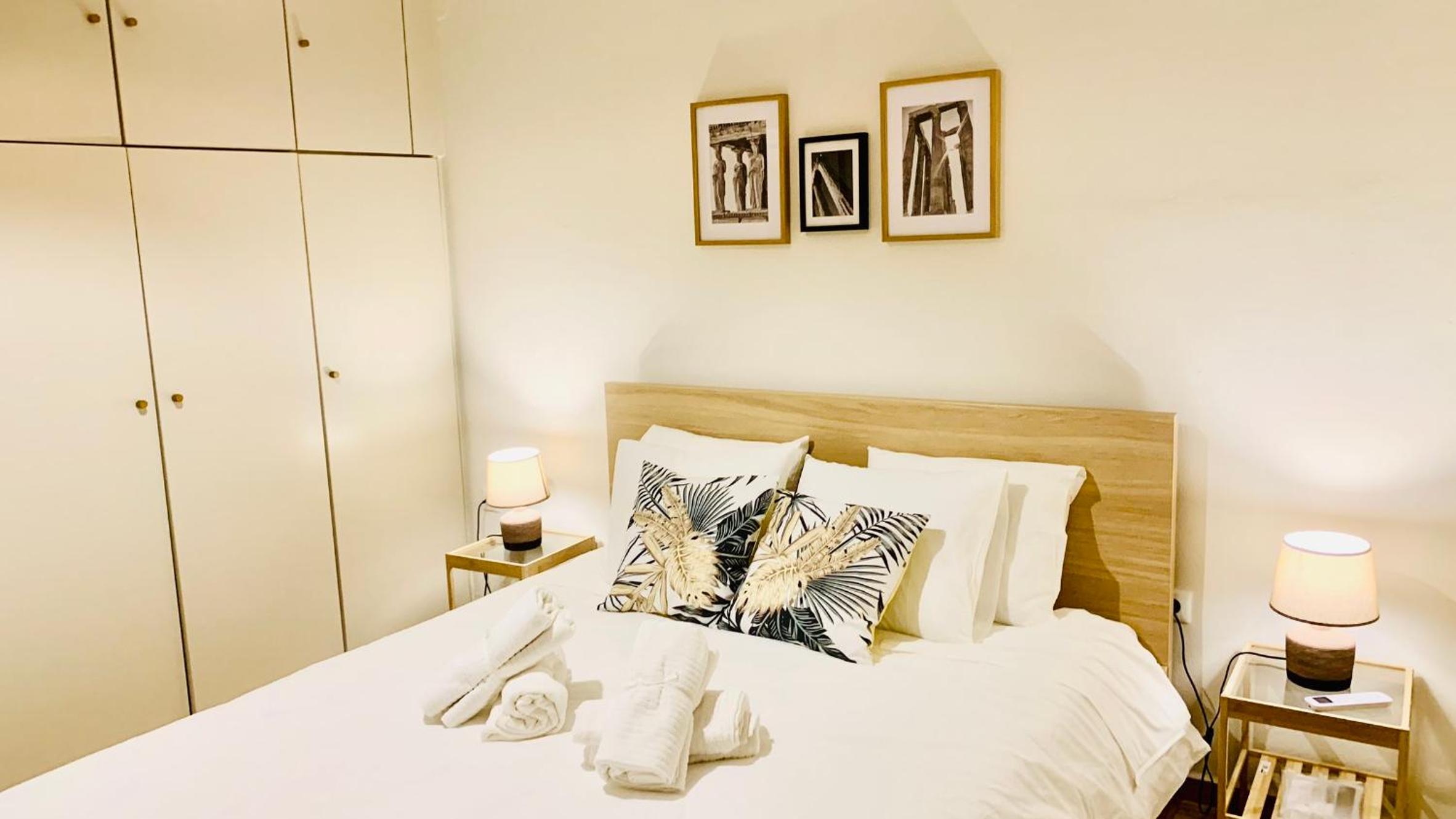 Superior One-Bedroom Apartment