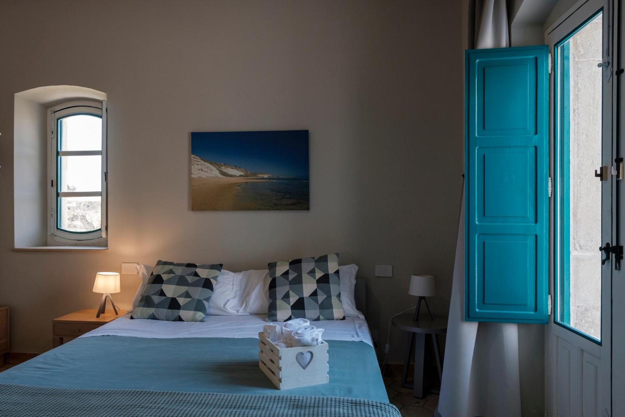 Deluxe Triple Room - Photo 7