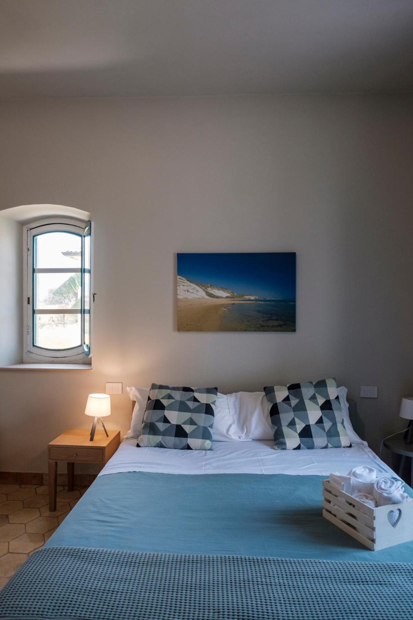 Deluxe Triple Room - Photo 4