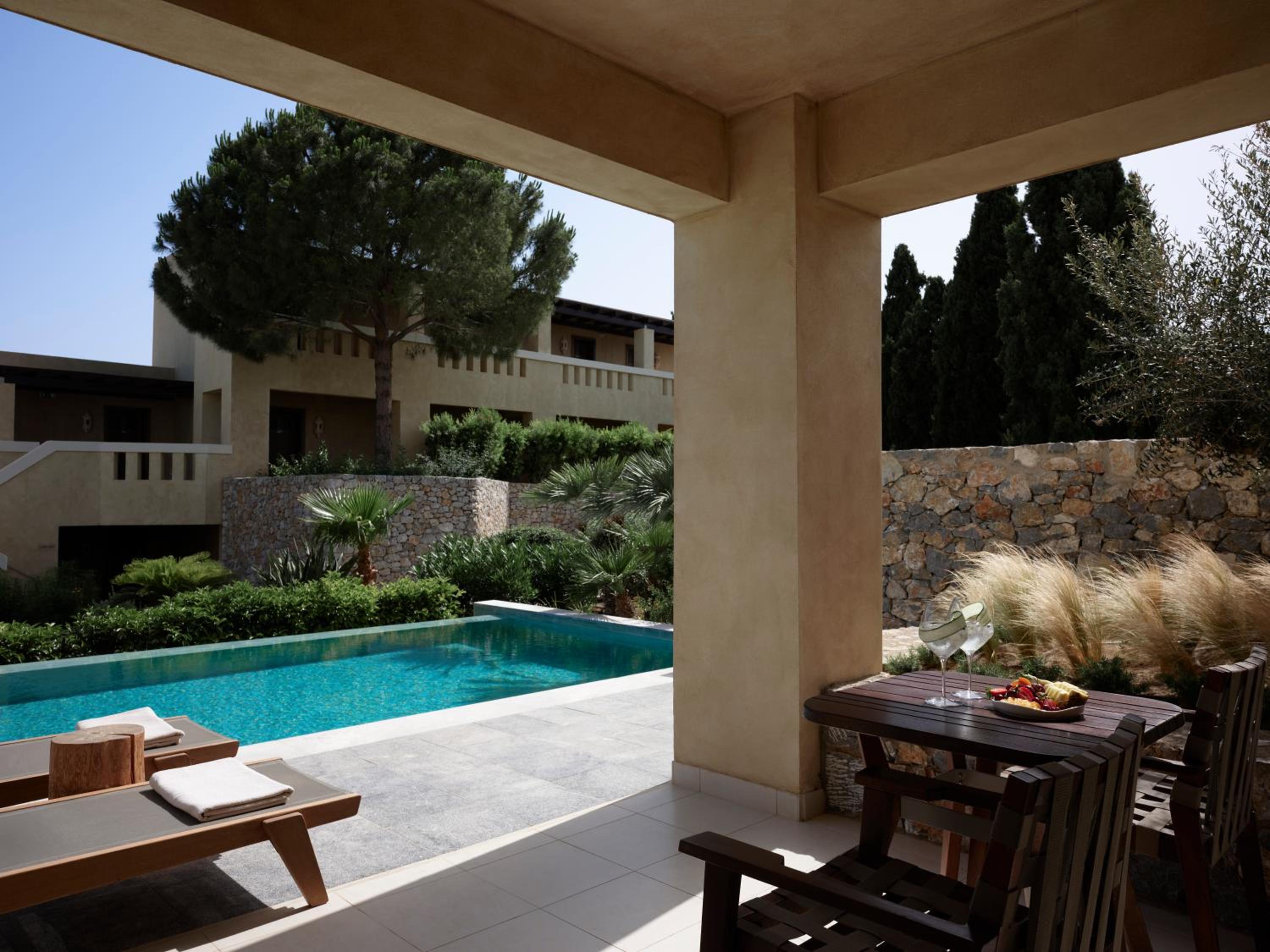 Double / Twin Private Pool Inland View photo 2