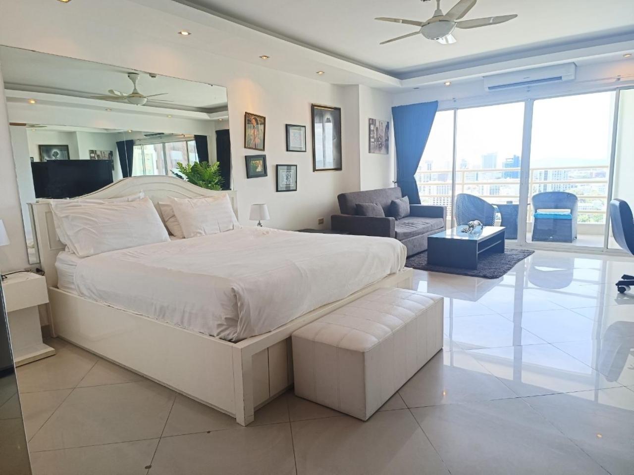 King Room with Sea View - Photo 52