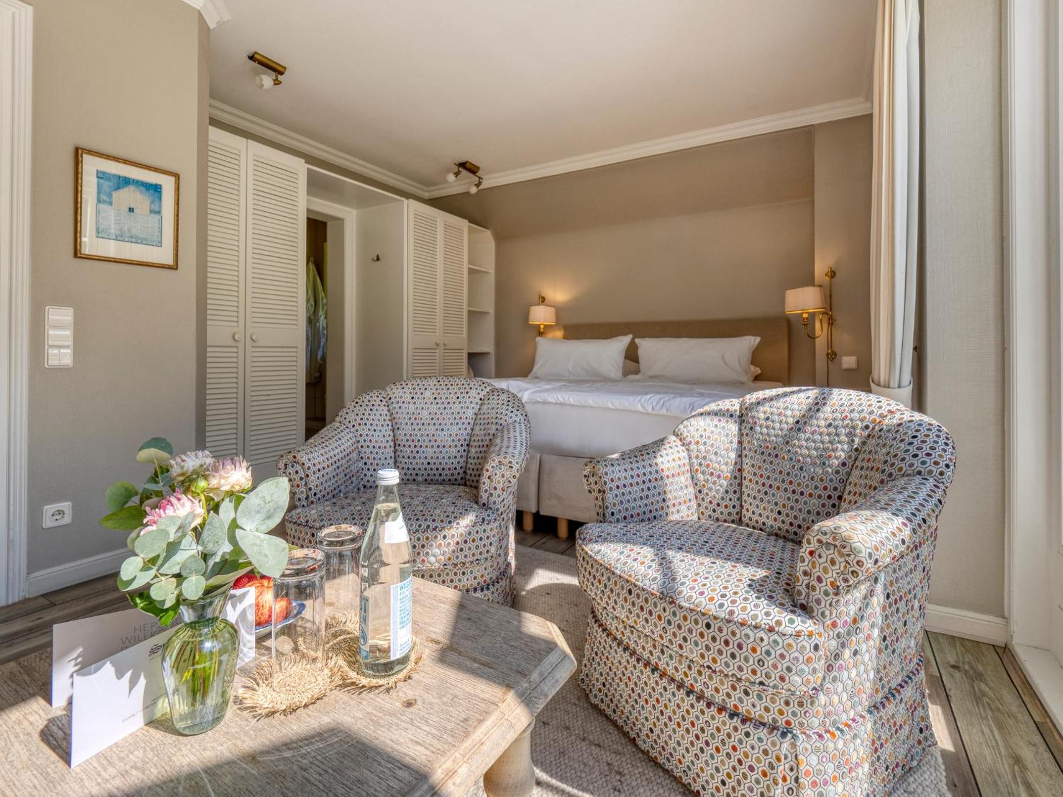 Double Room with Terrace and Garden View photo 3