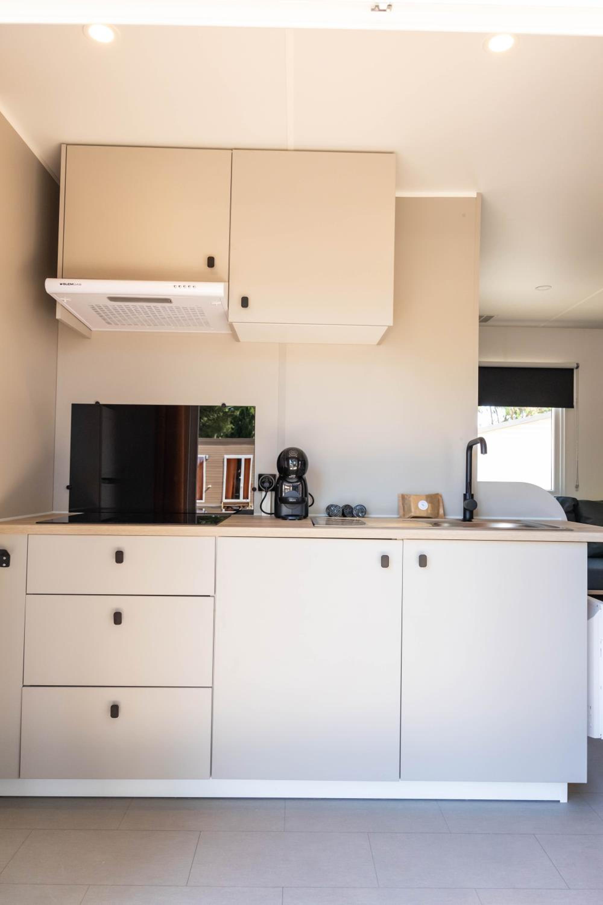 Three-Bedroom Bungalow photo 2