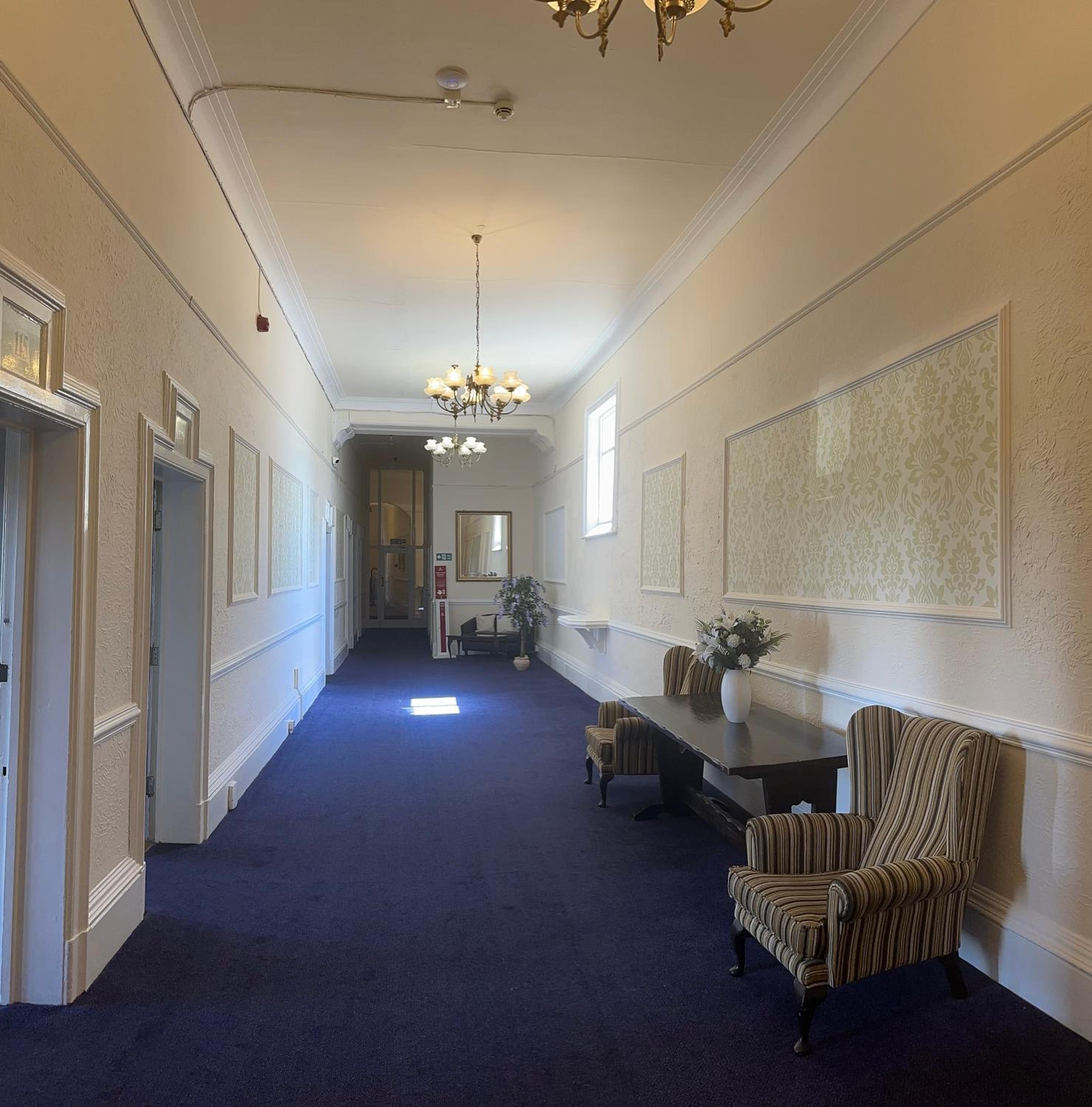 Standard Single Room - Photo 3