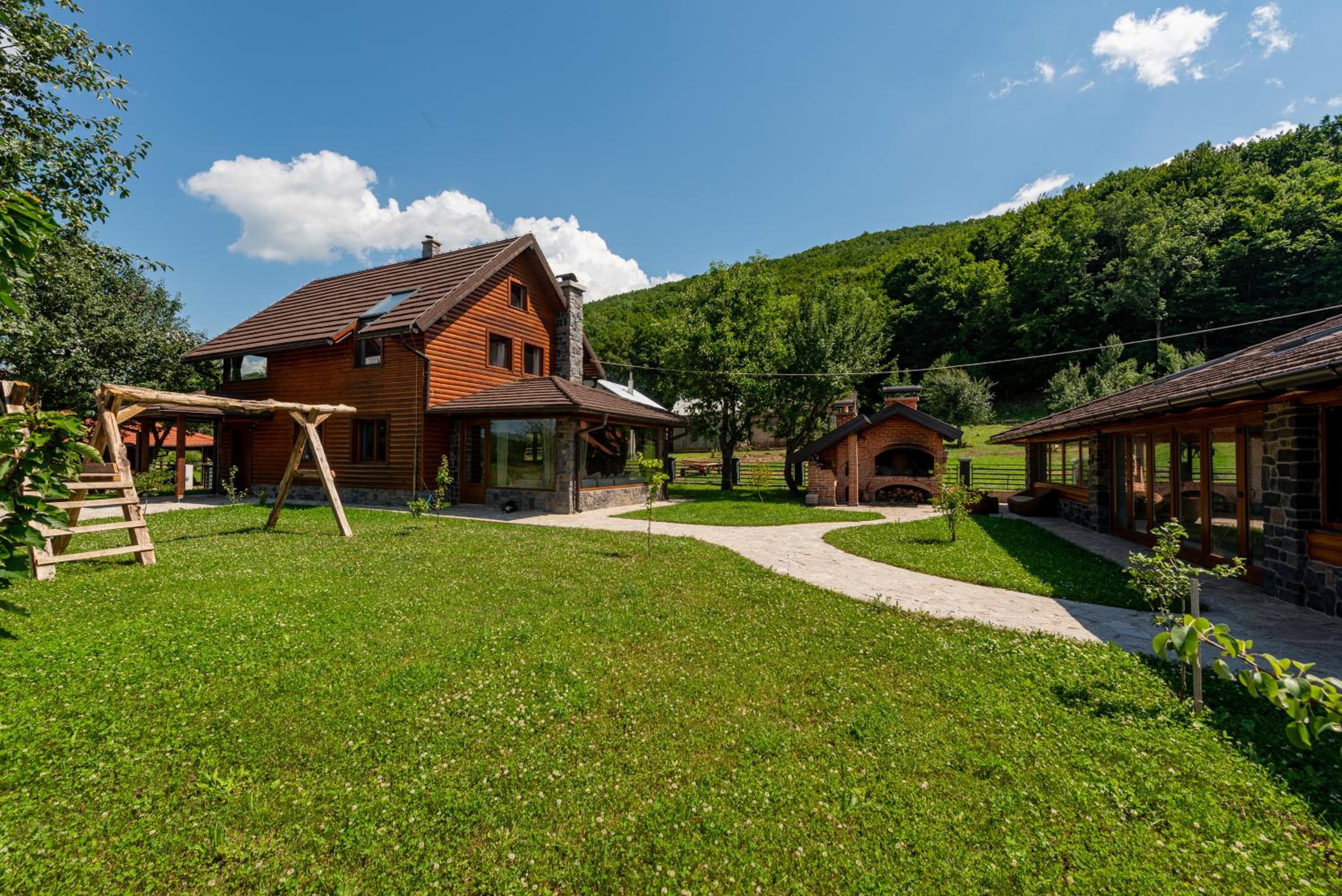 Chalet photo 2