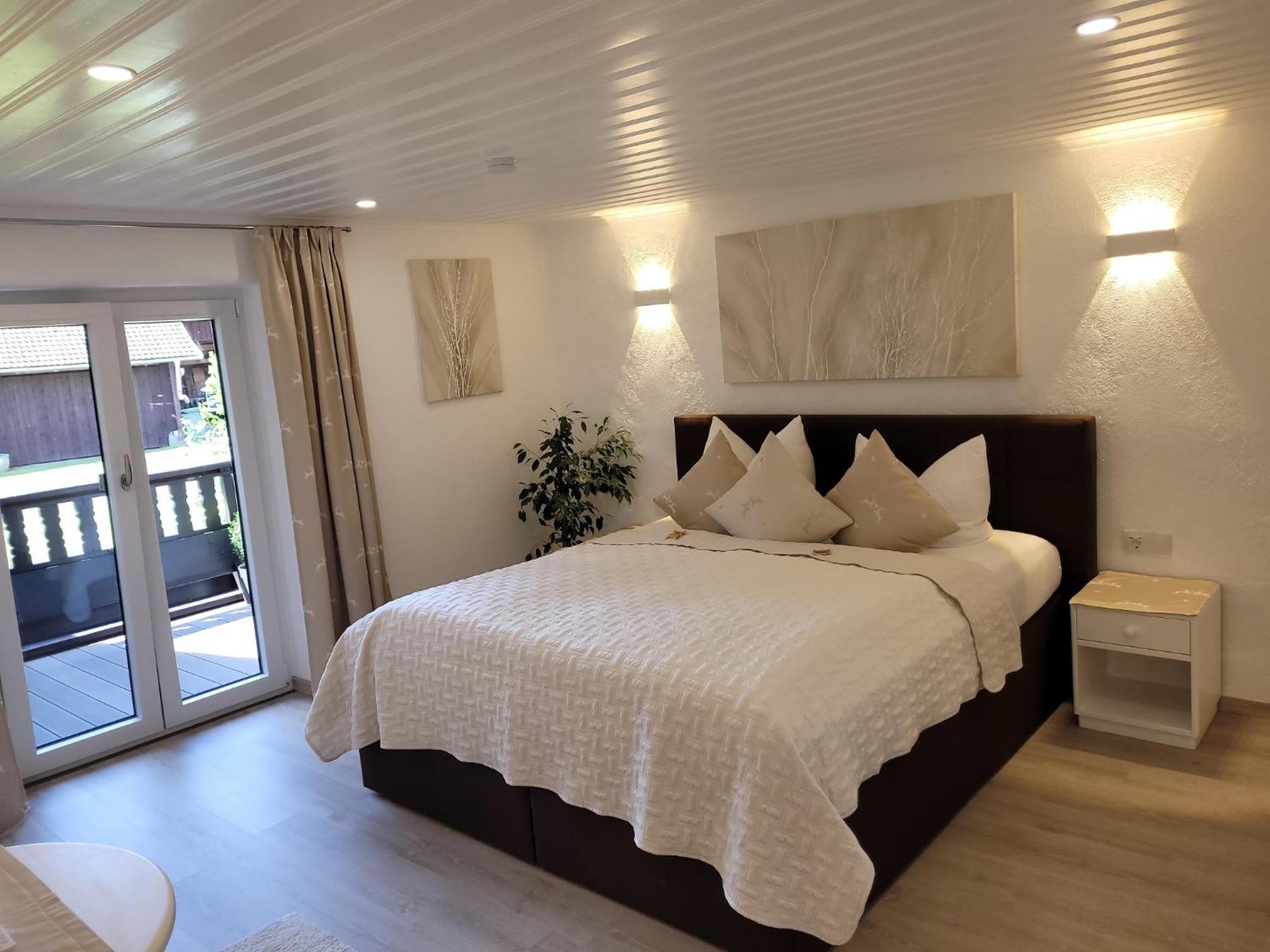Double Room With Balcony photo 1