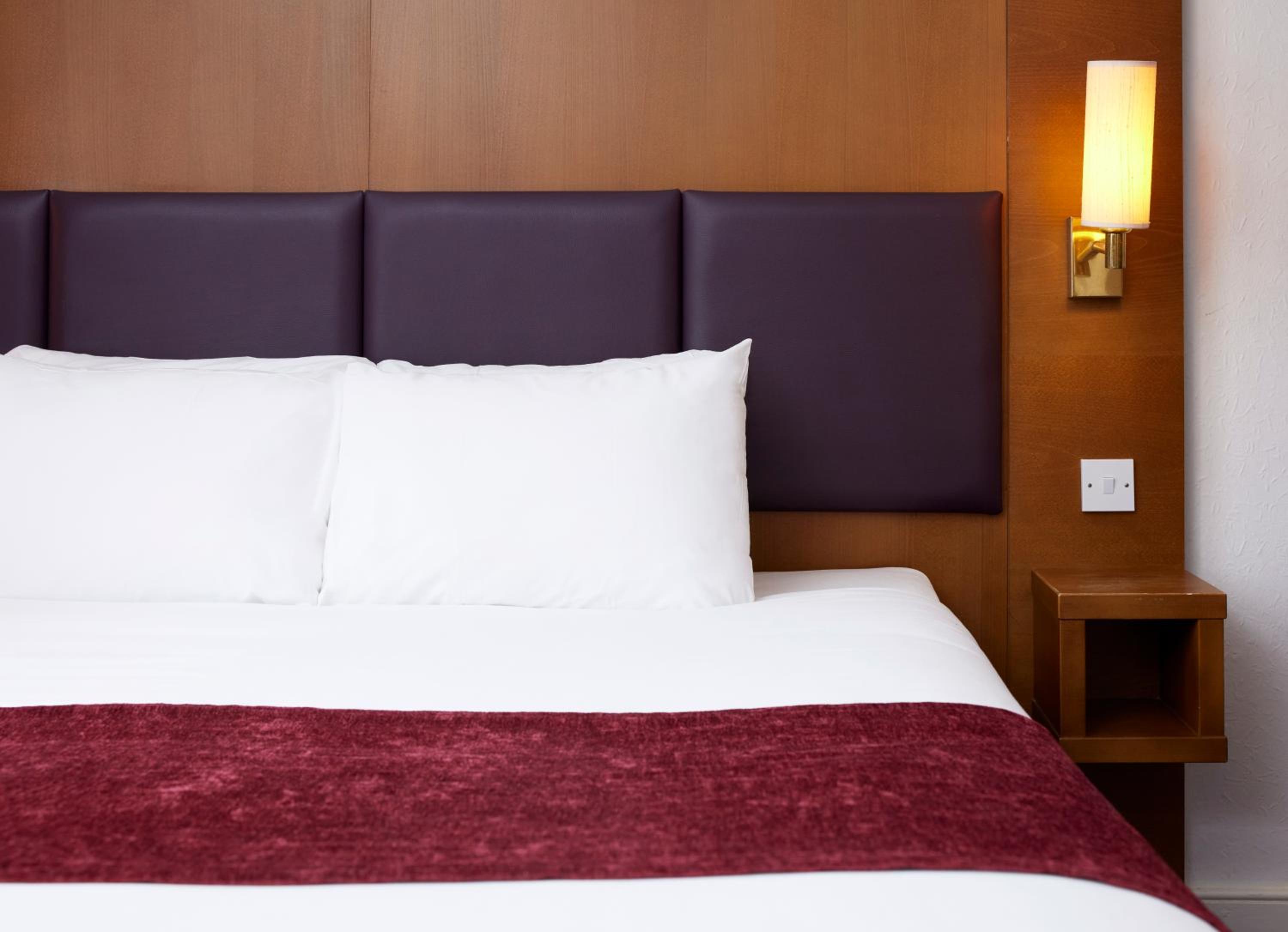 Double Room - Photo 5