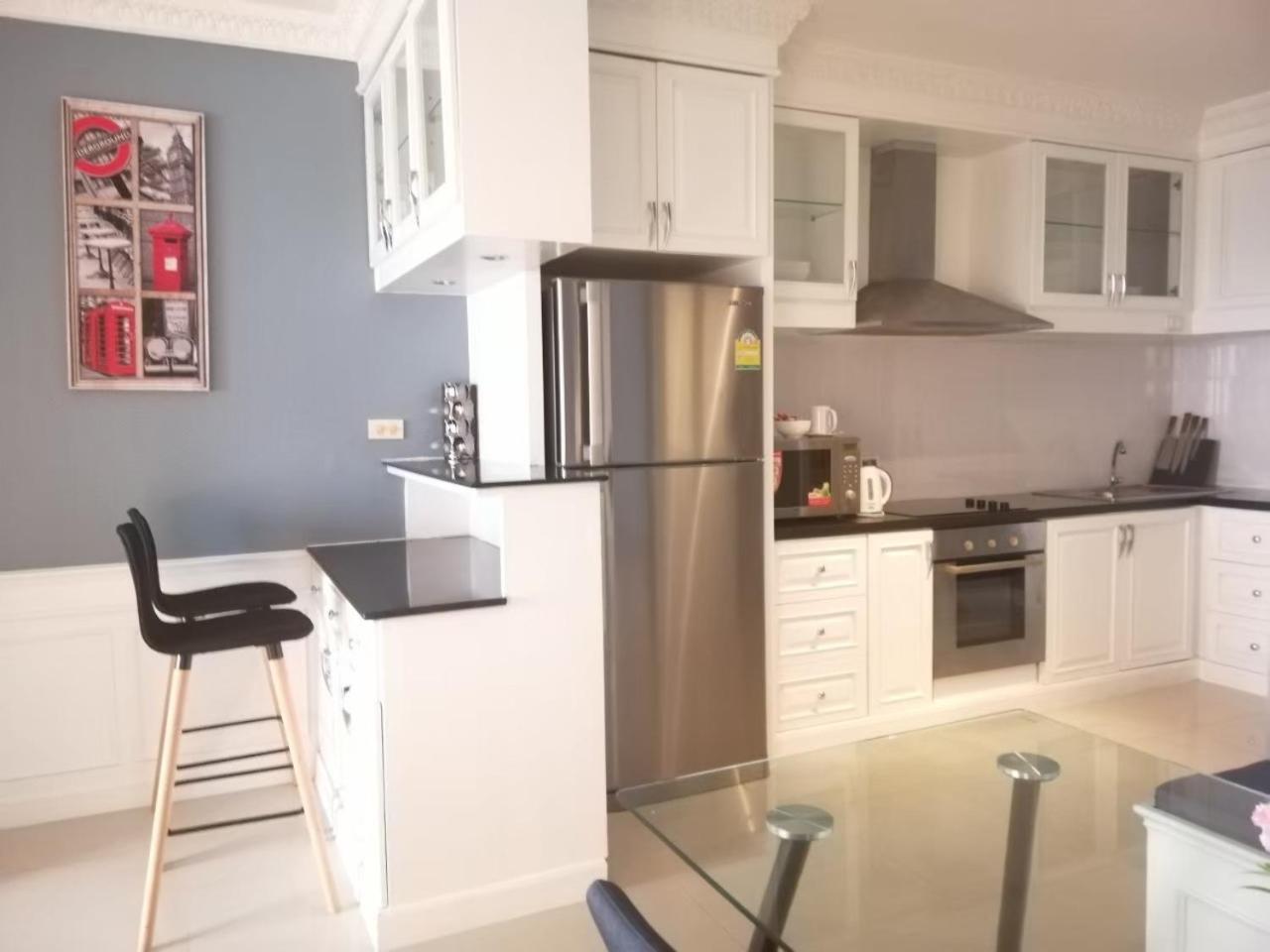 Two-Bedroom Apartment - Photo 23